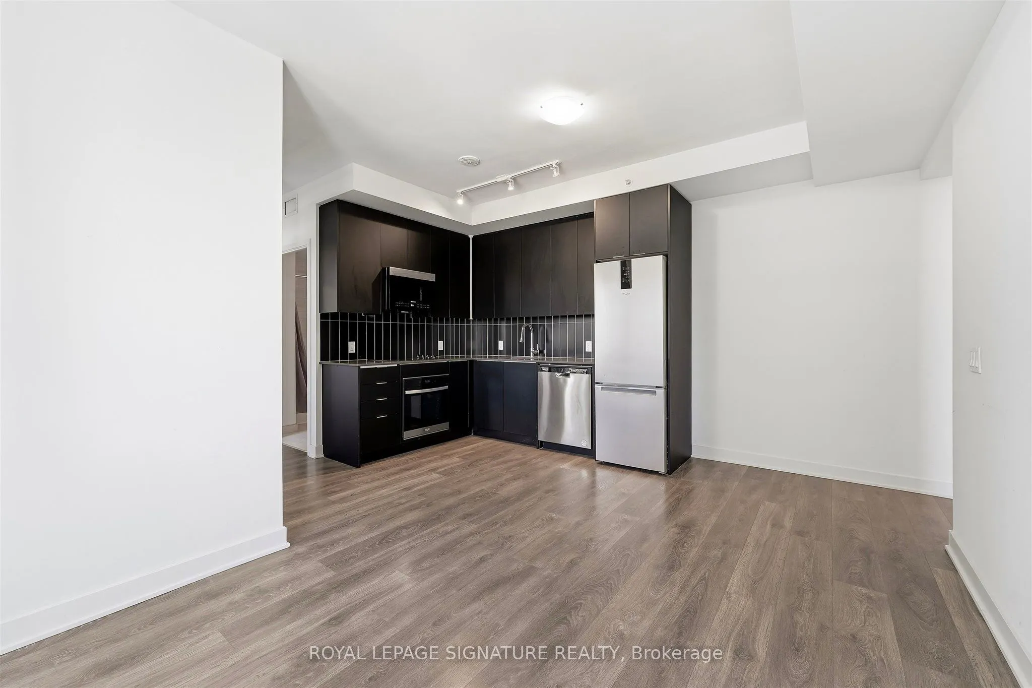 2920 Highway 7 Road #2805