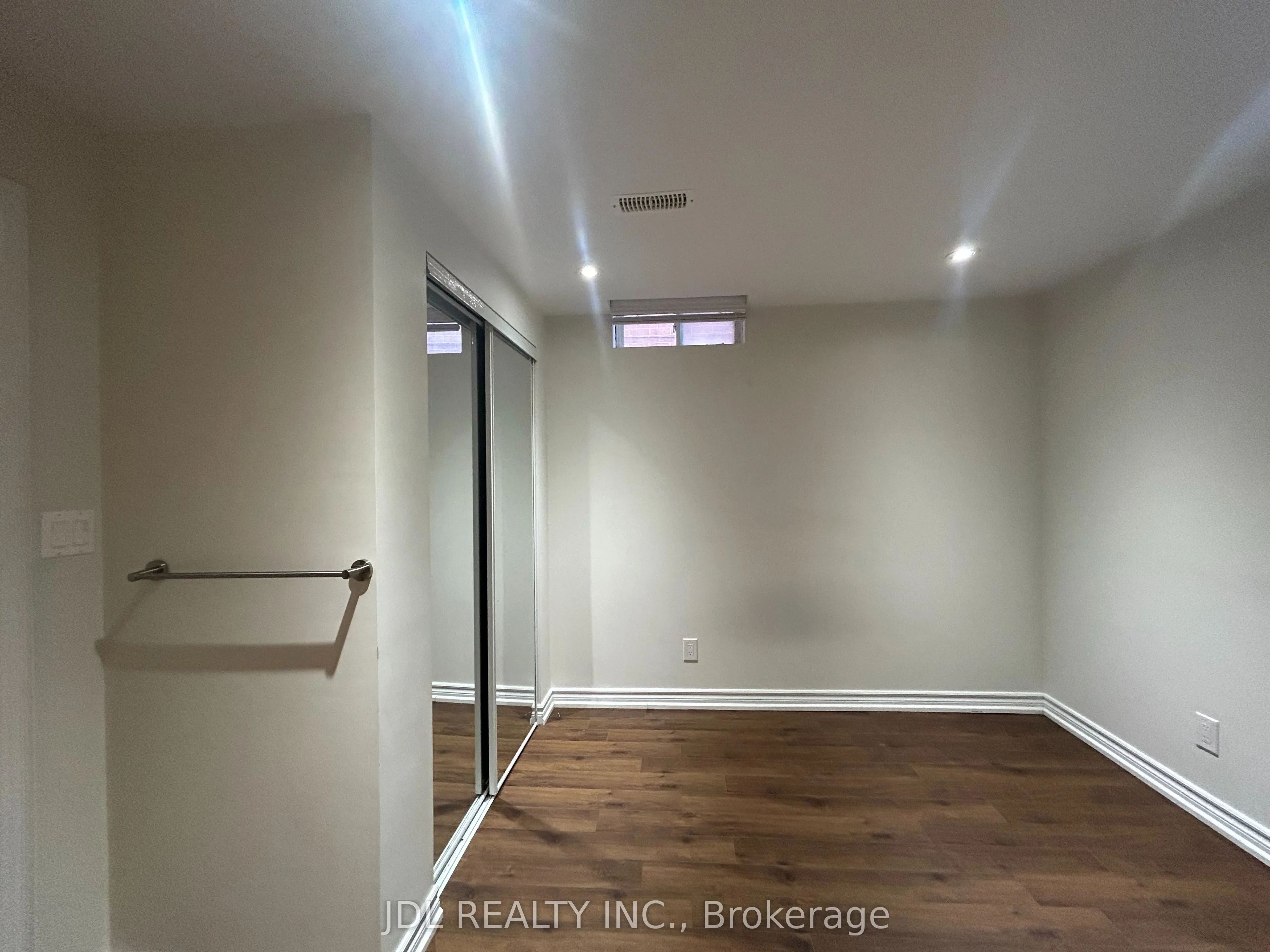 36 Bendamere Cres Crescent #two-bedroom unit bsmt