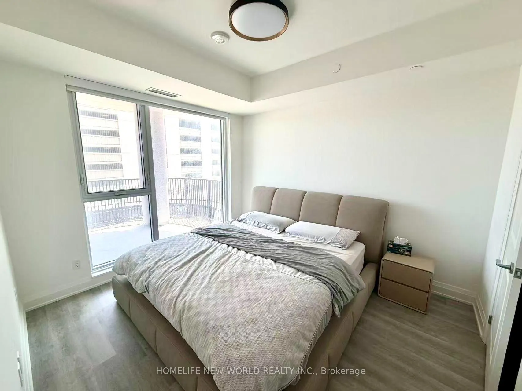 38 Andre de Grasse Street #518