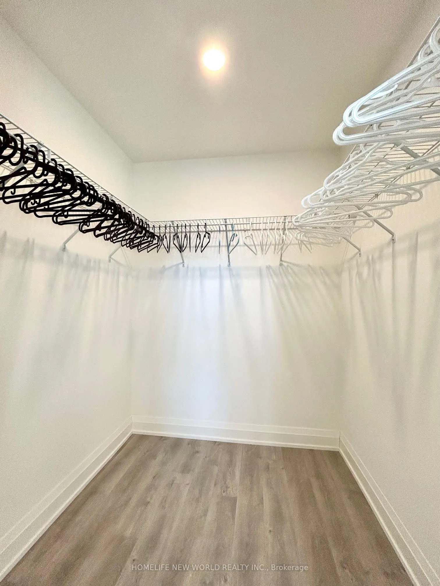 38 Andre de Grasse Street #518