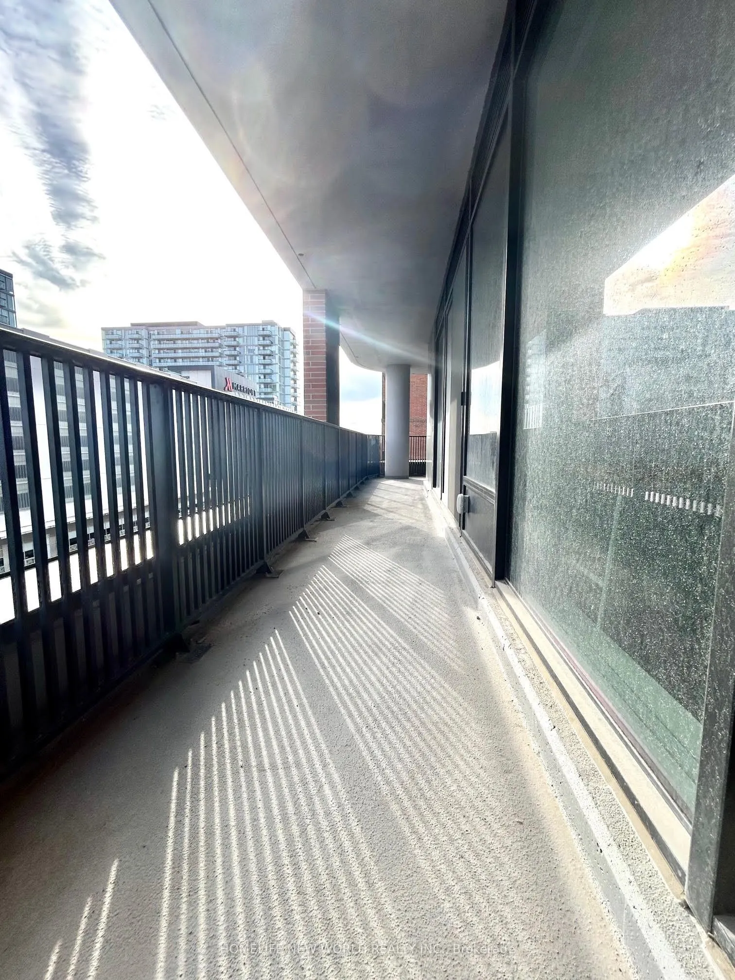 38 Andre de Grasse Street #518