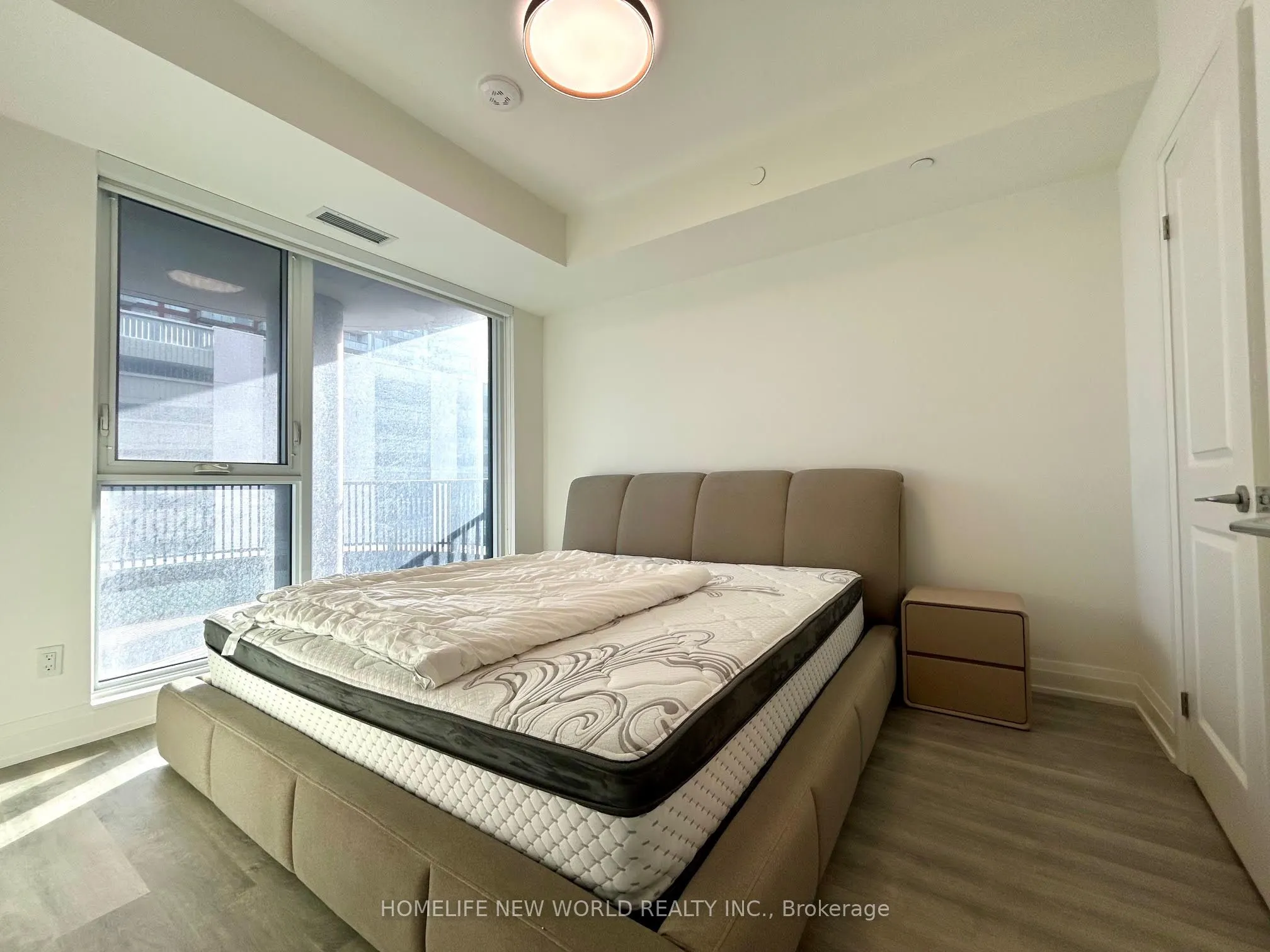 38 Andre de Grasse Street #518