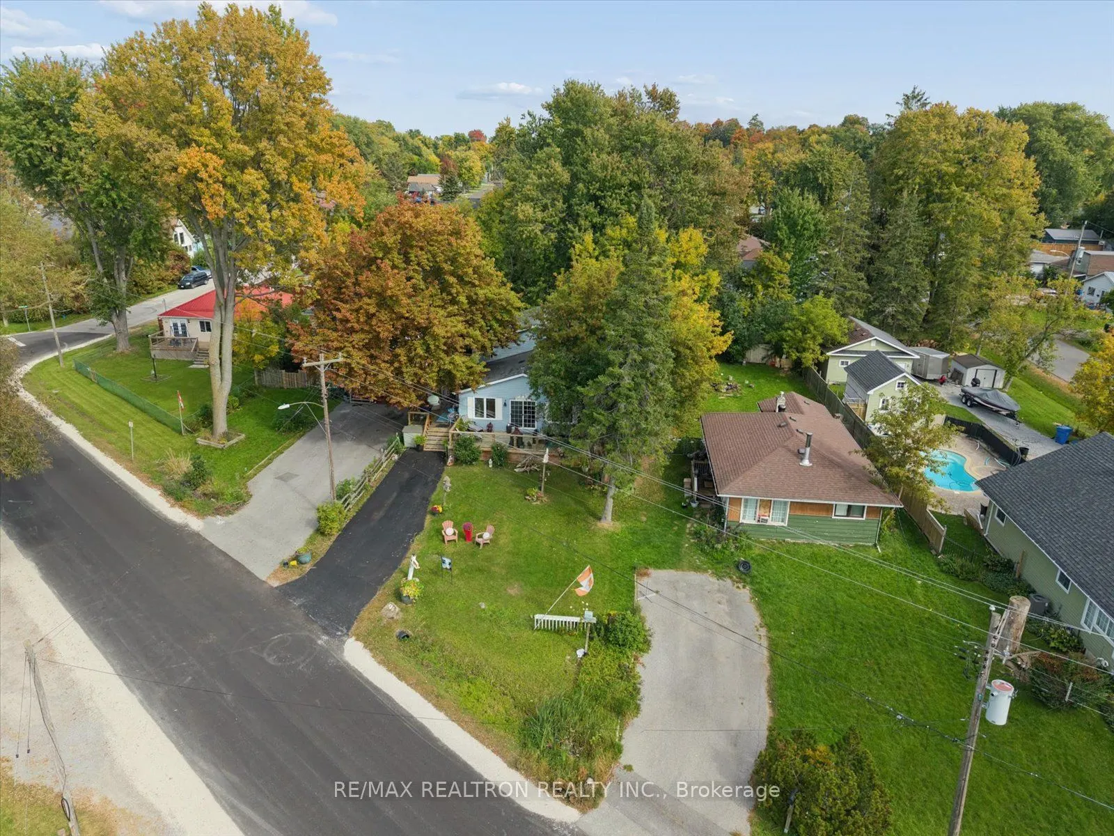 435 Lake Drive S