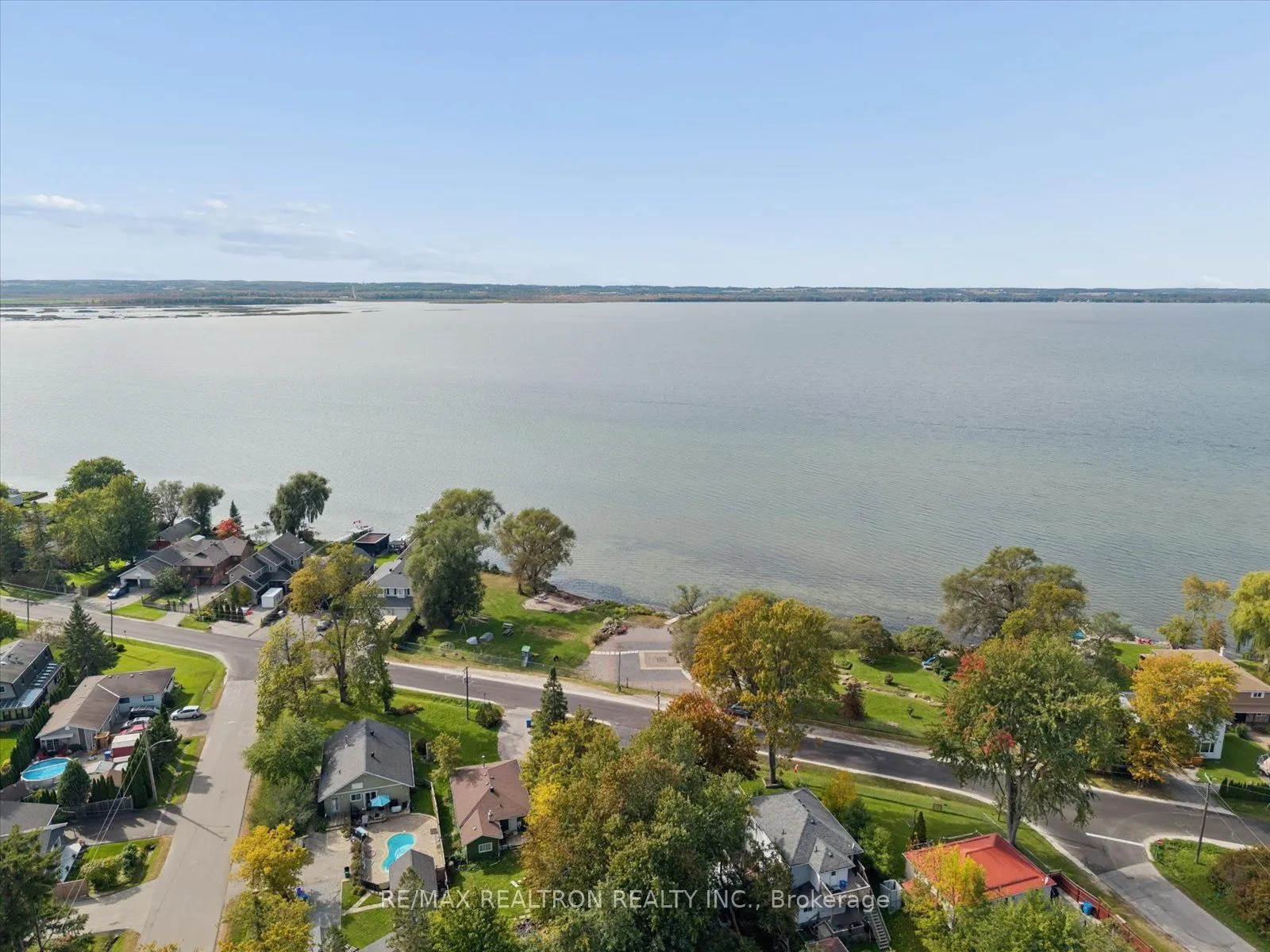 435 Lake Drive S