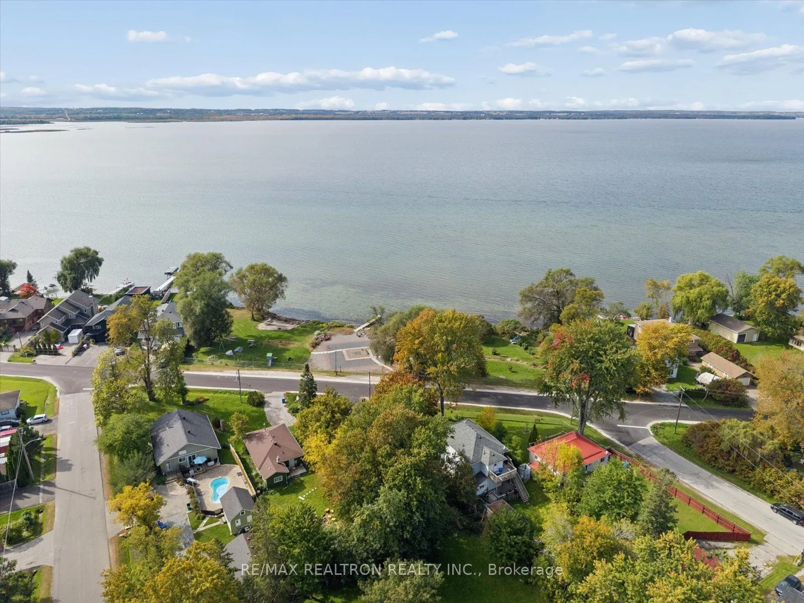 435 Lake Drive S