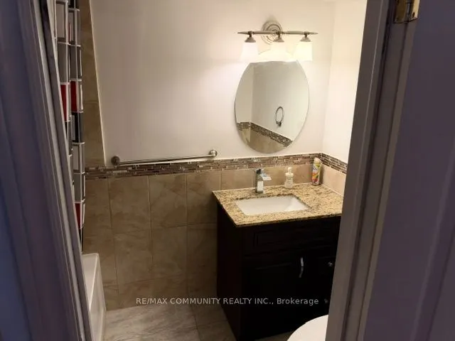 14 Sunnyside Hill Road W #Basement