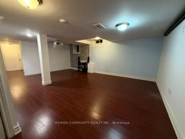 14 Sunnyside Hill Road W #Basement
