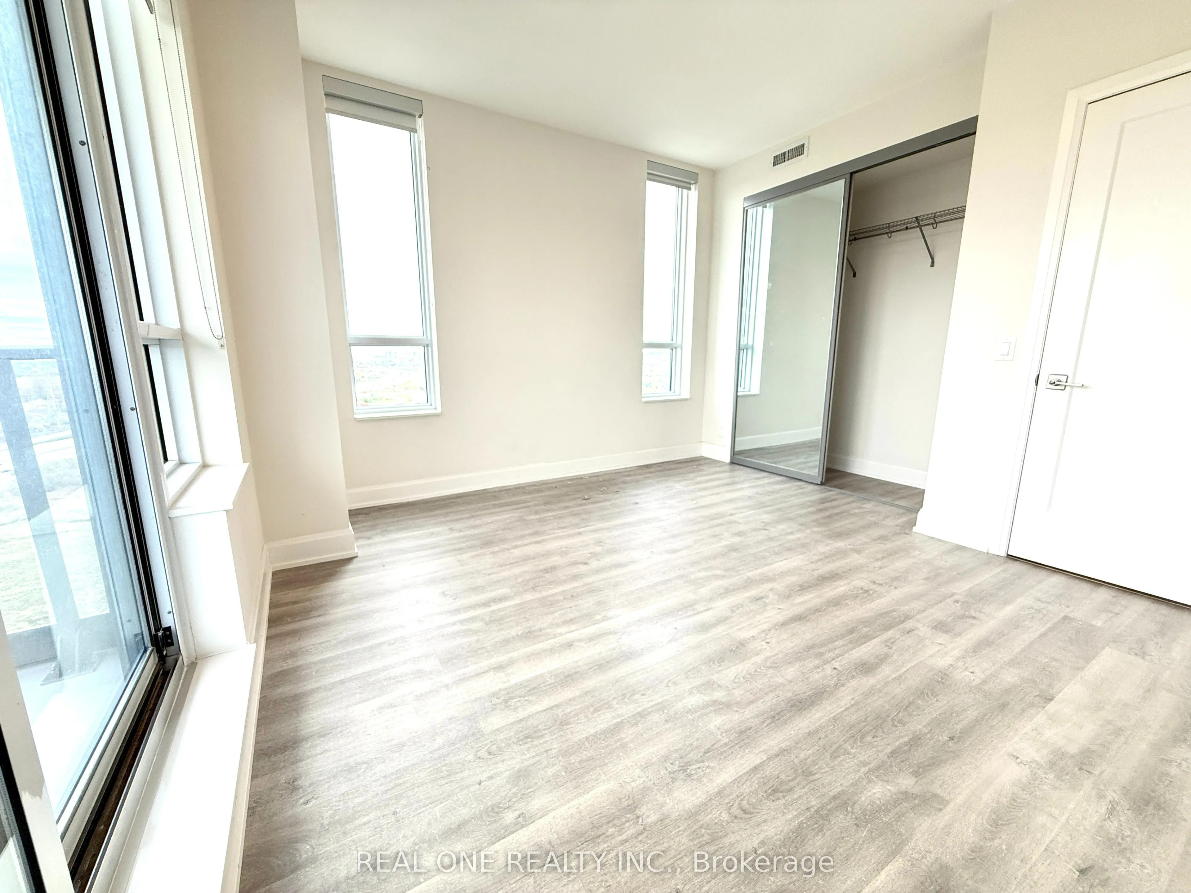 12 GANDHI Lane #2209