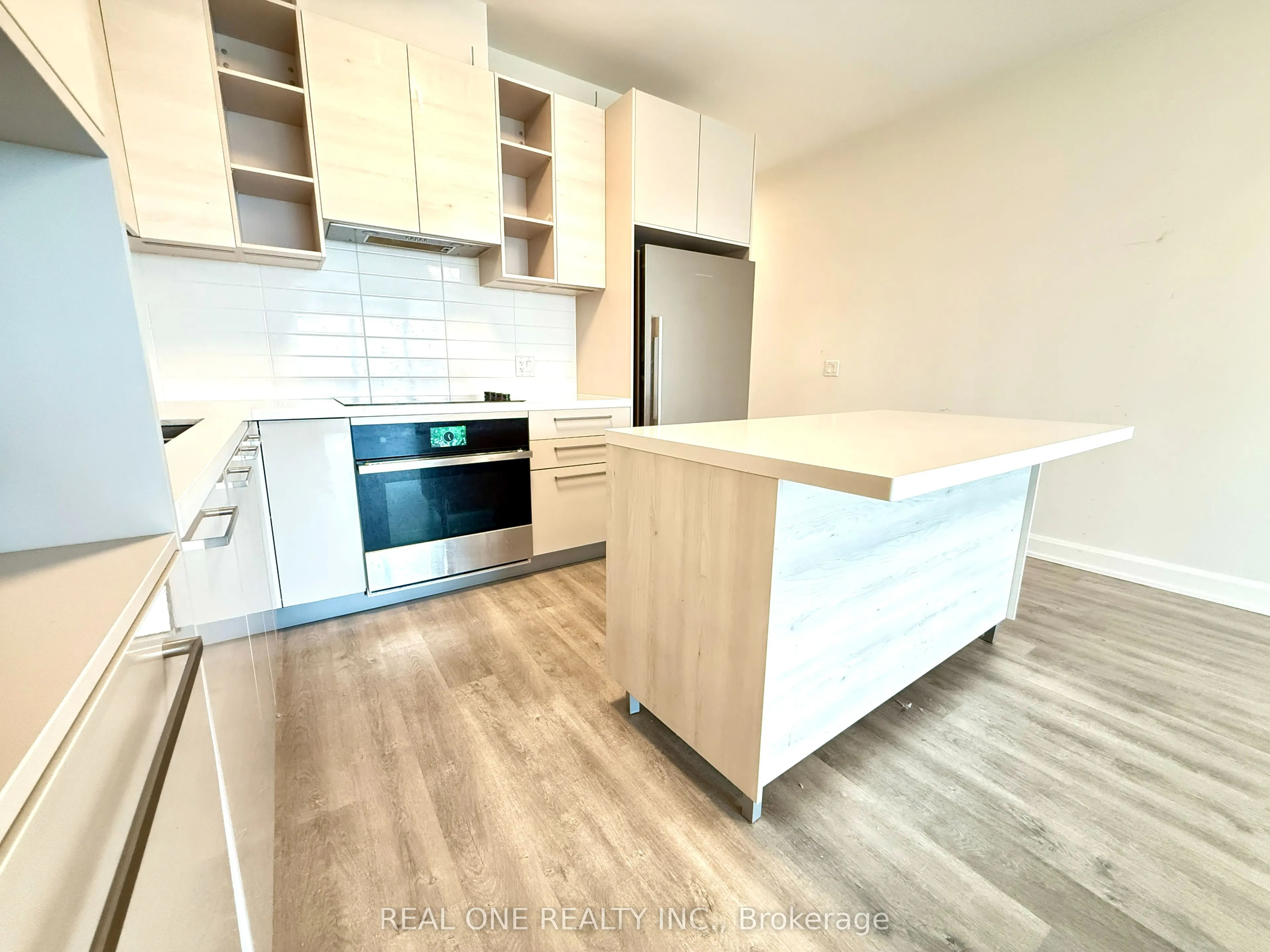 12 GANDHI Lane #2209