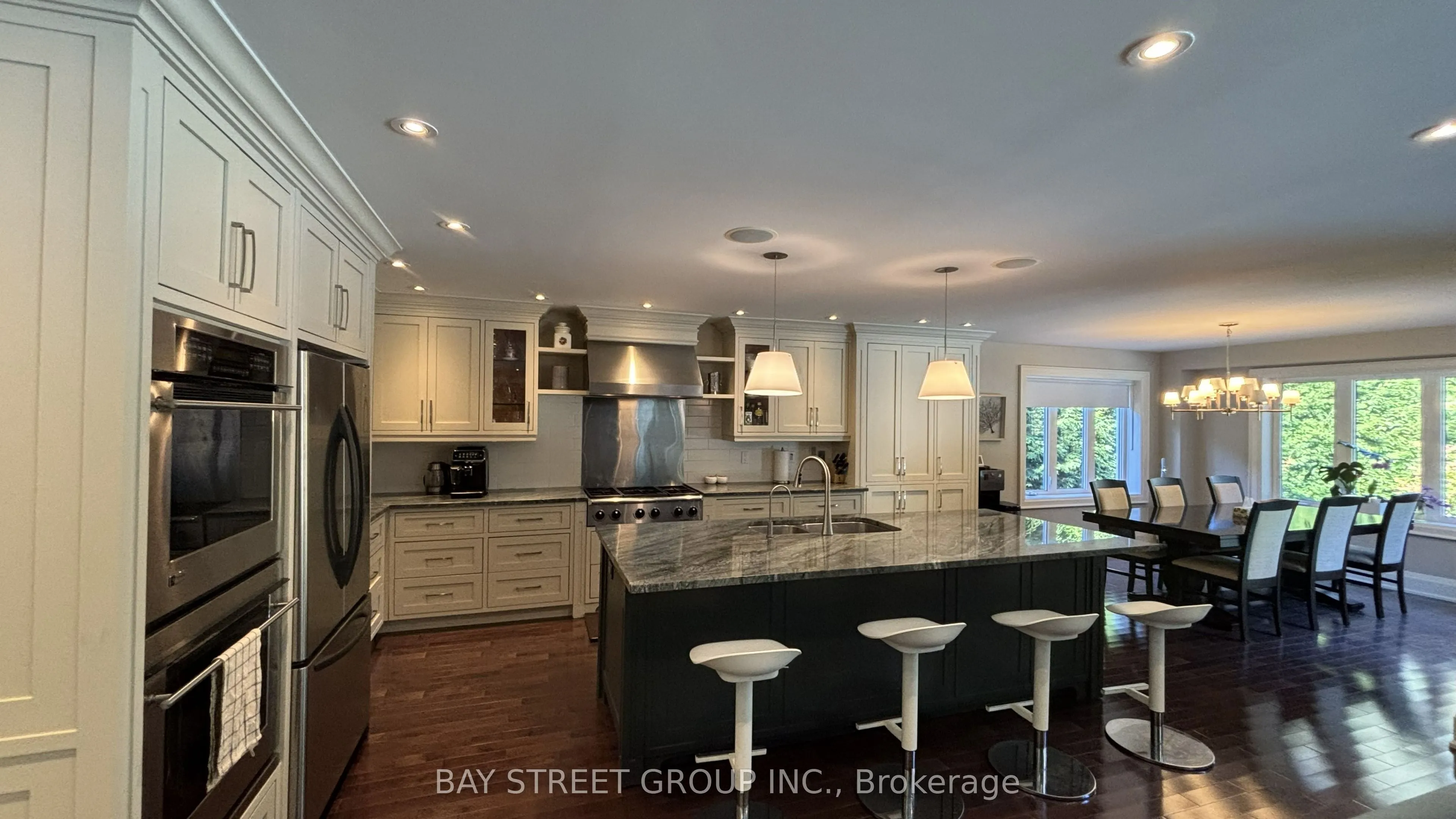 8 Dodie Street
