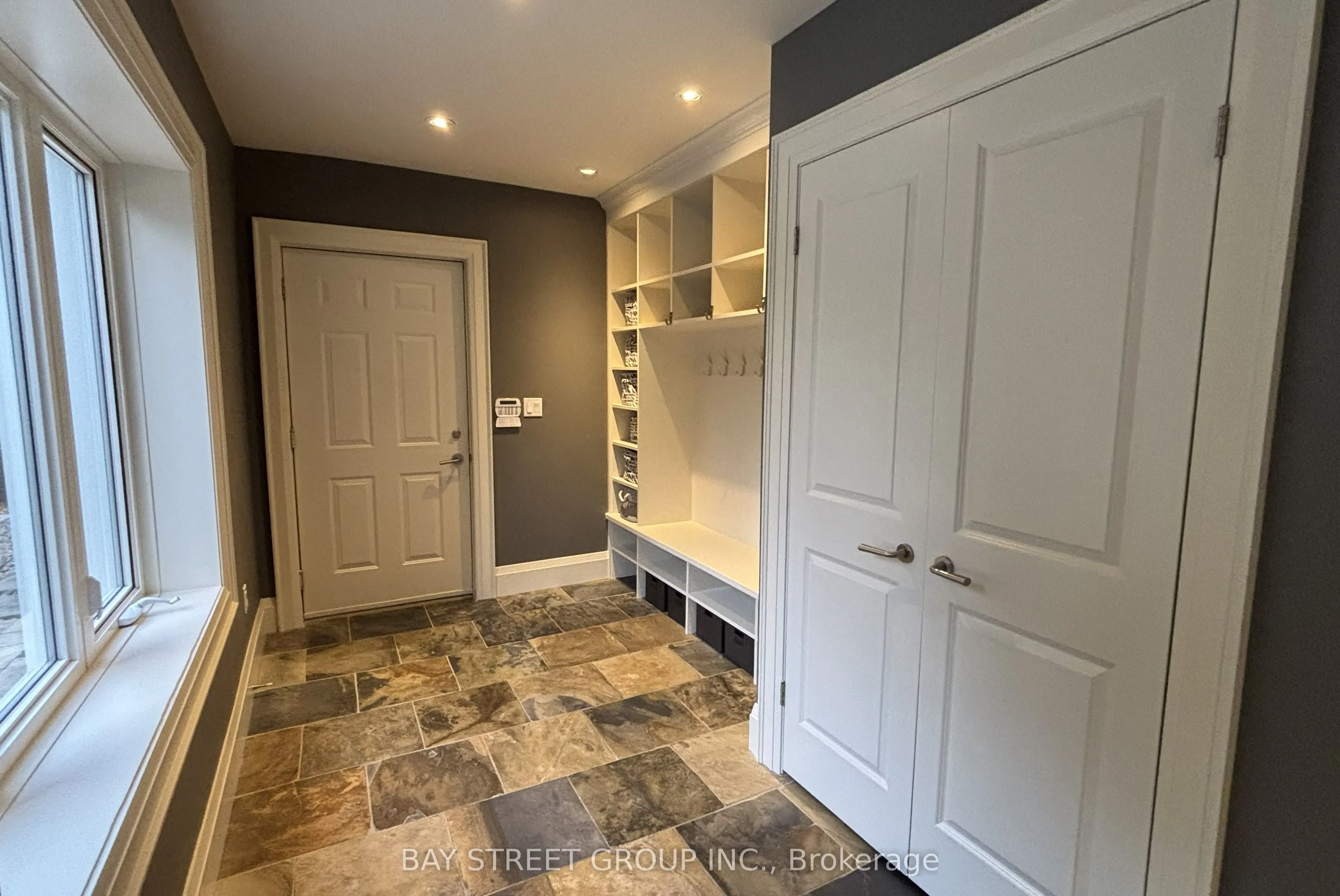8 Dodie Street