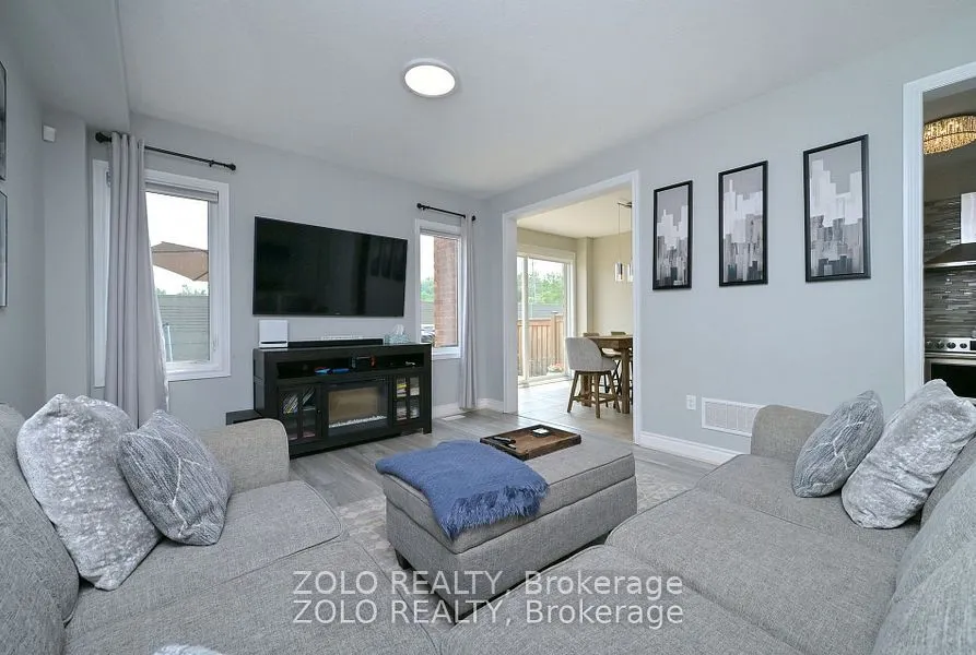 69 WALKER Boulevard