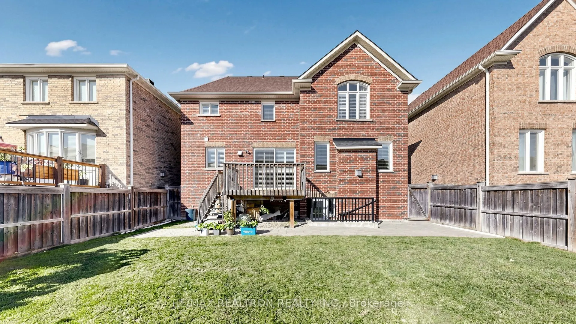 15 Edward Roberts Drive