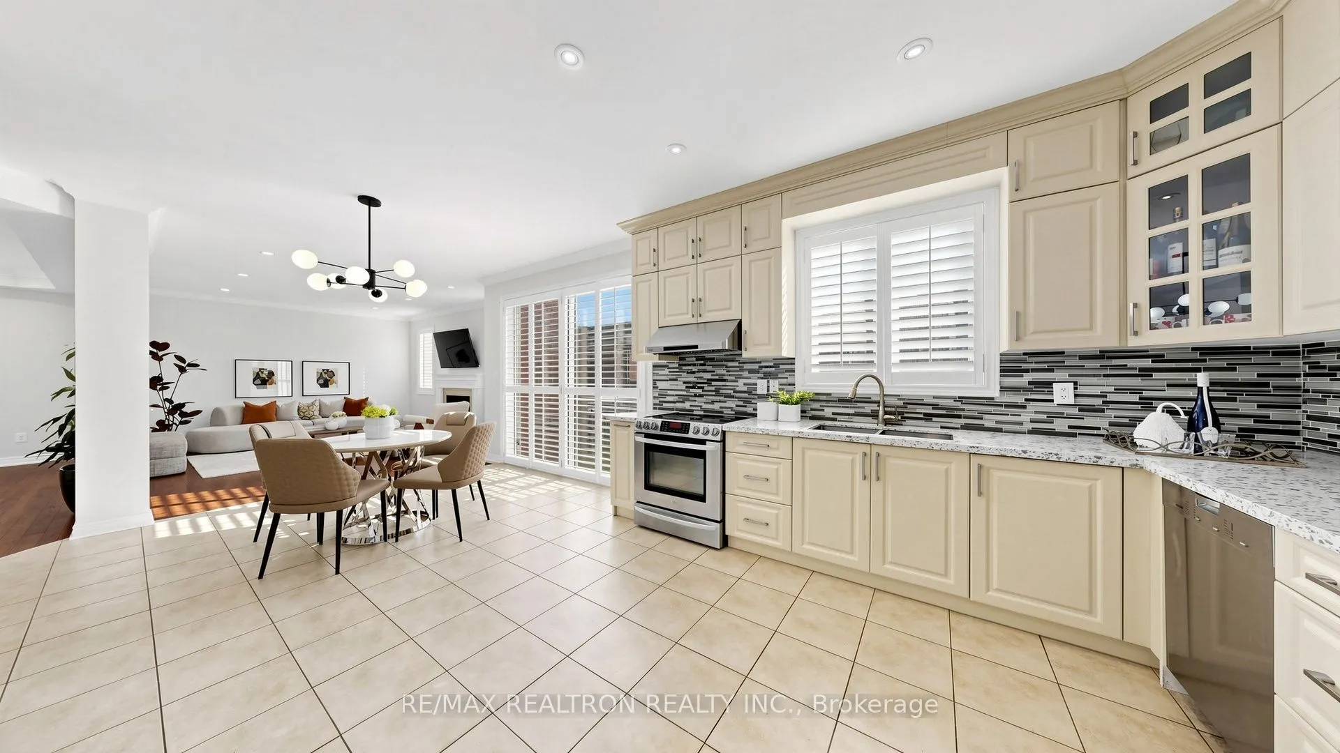 15 Edward Roberts Drive