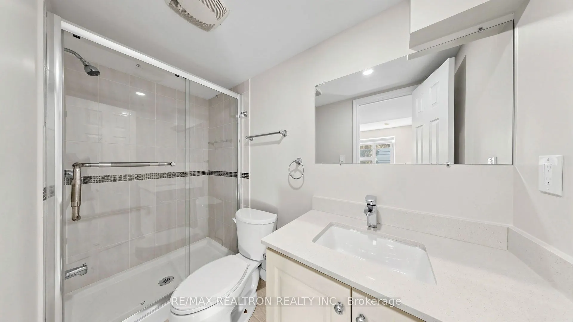15 Edward Roberts Drive