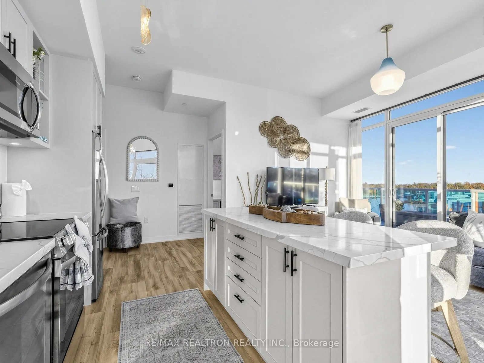 333 Sunseeker Avenue #610