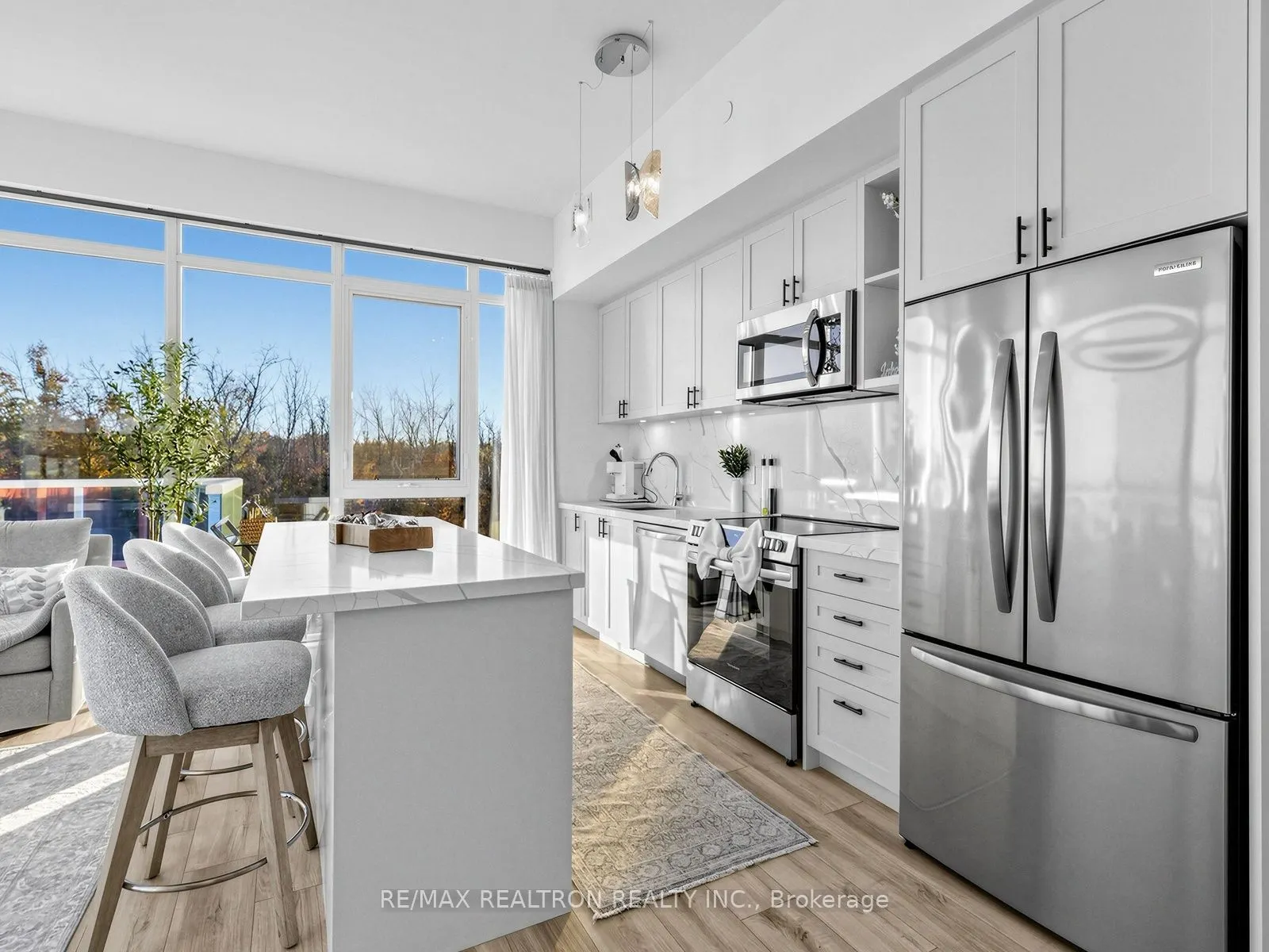 333 Sunseeker Avenue #610