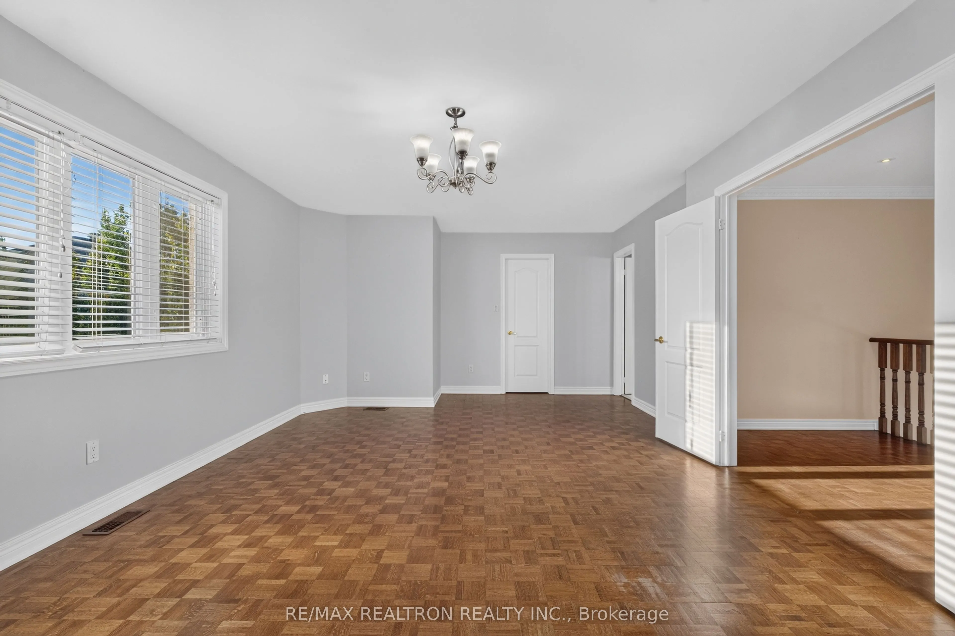 12 Loudon Crescent
