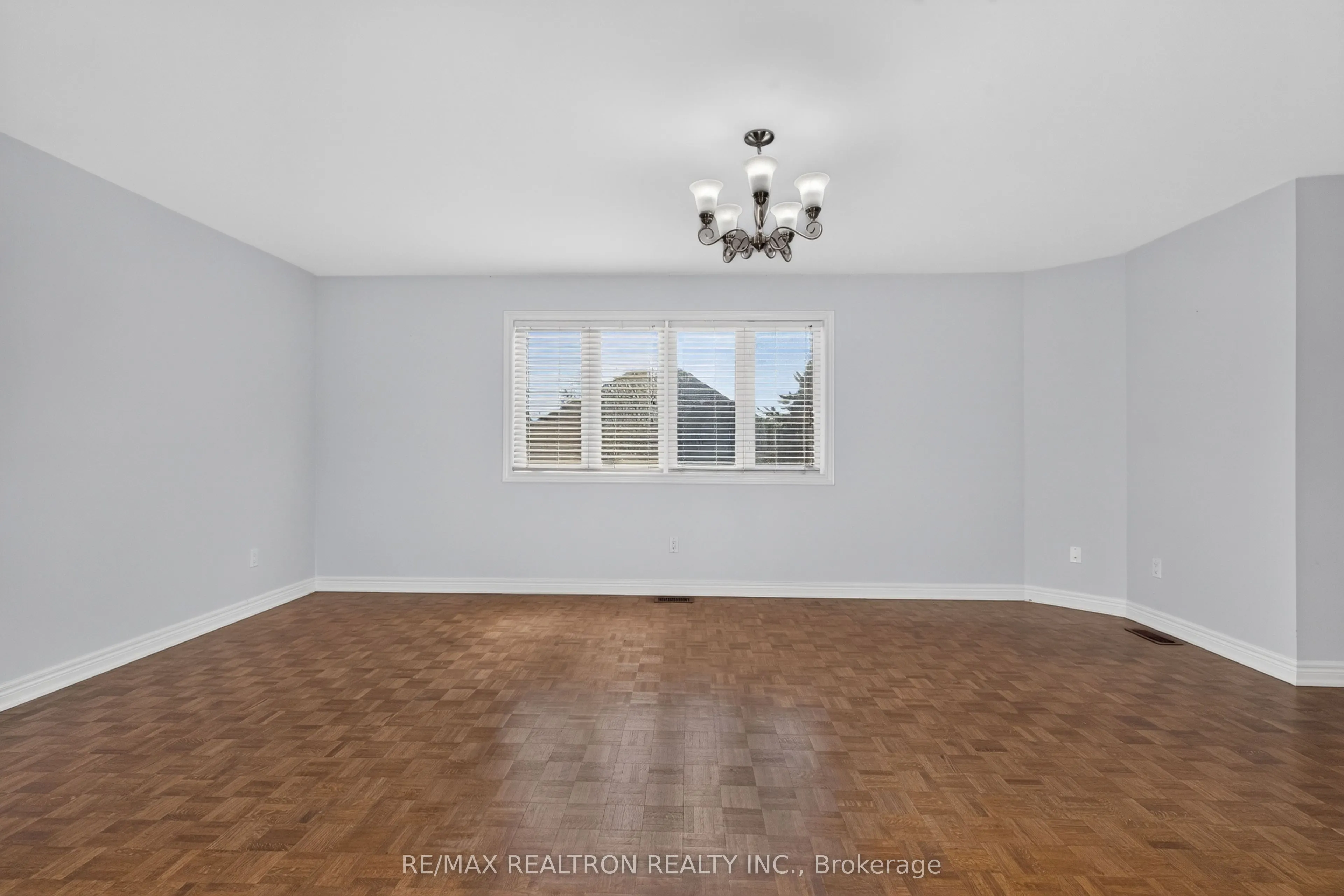 12 Loudon Crescent