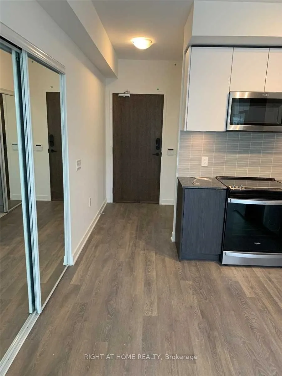 100 Eagle Rock Way #1008