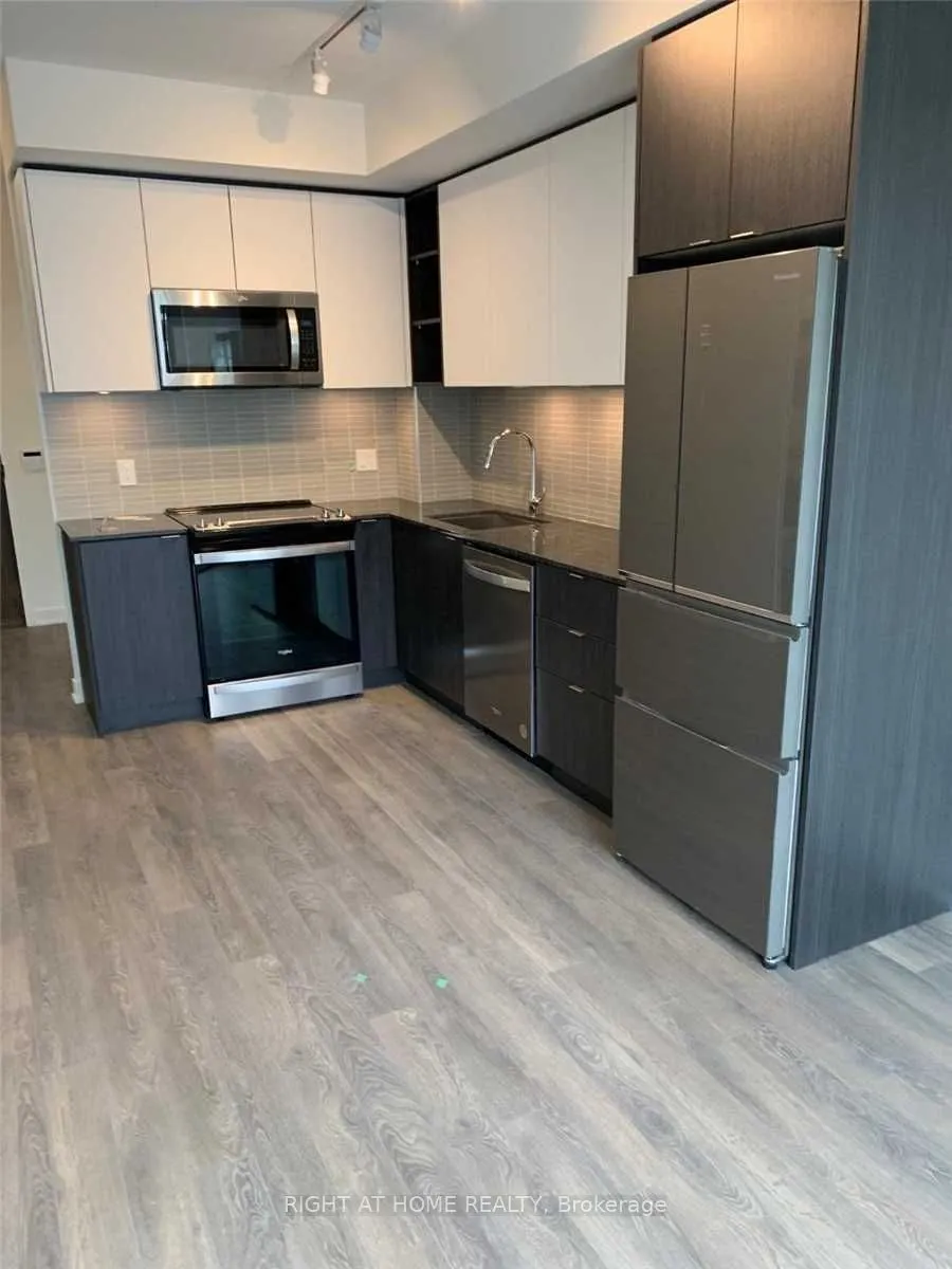 100 Eagle Rock Way #1008