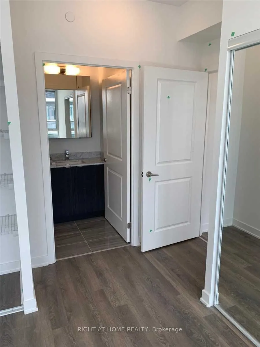 100 Eagle Rock Way #1008