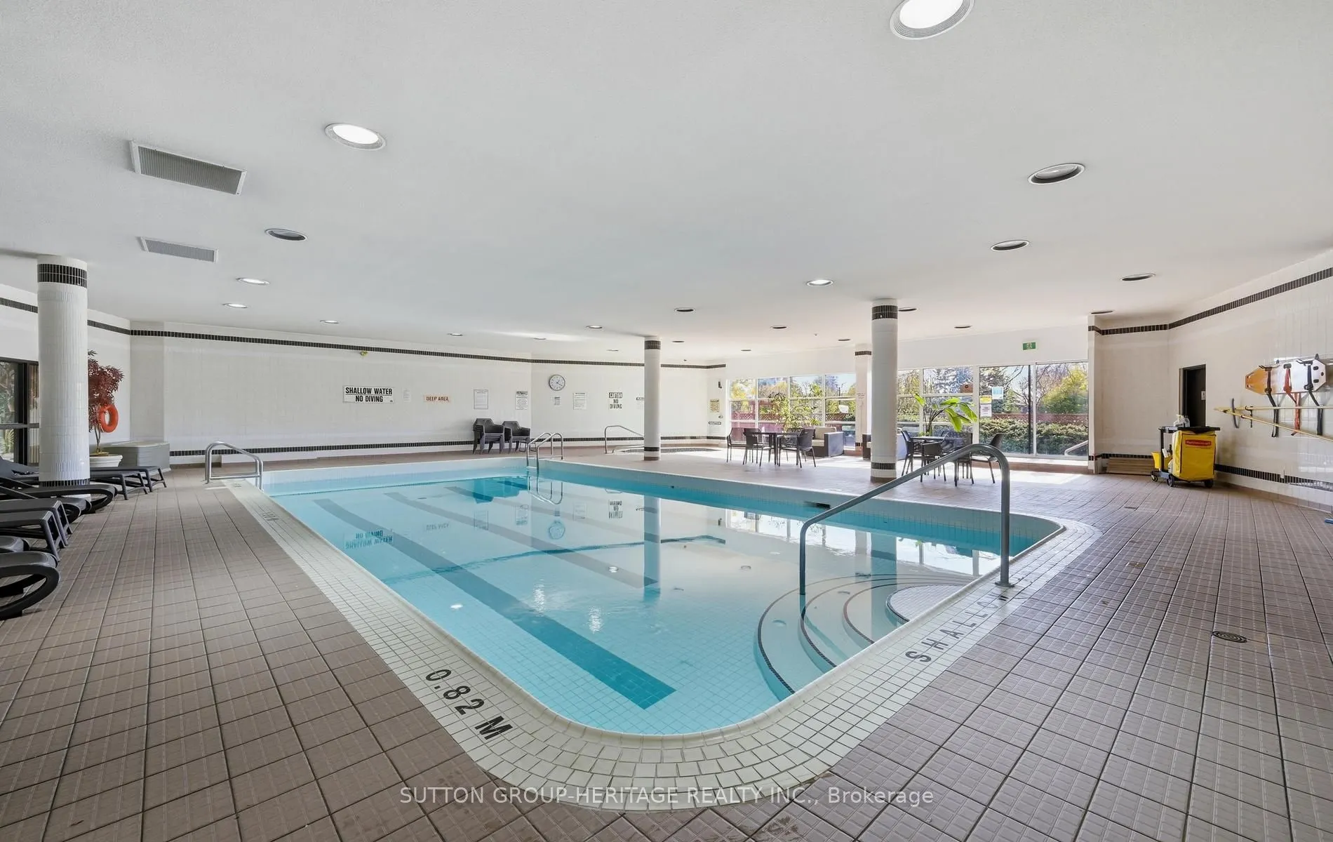 40 Harding Boulevard W #1112