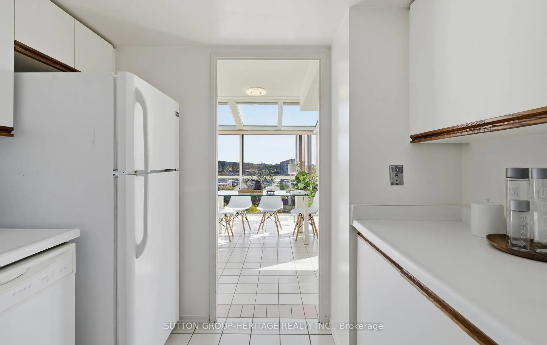 40 Harding Boulevard W #1112