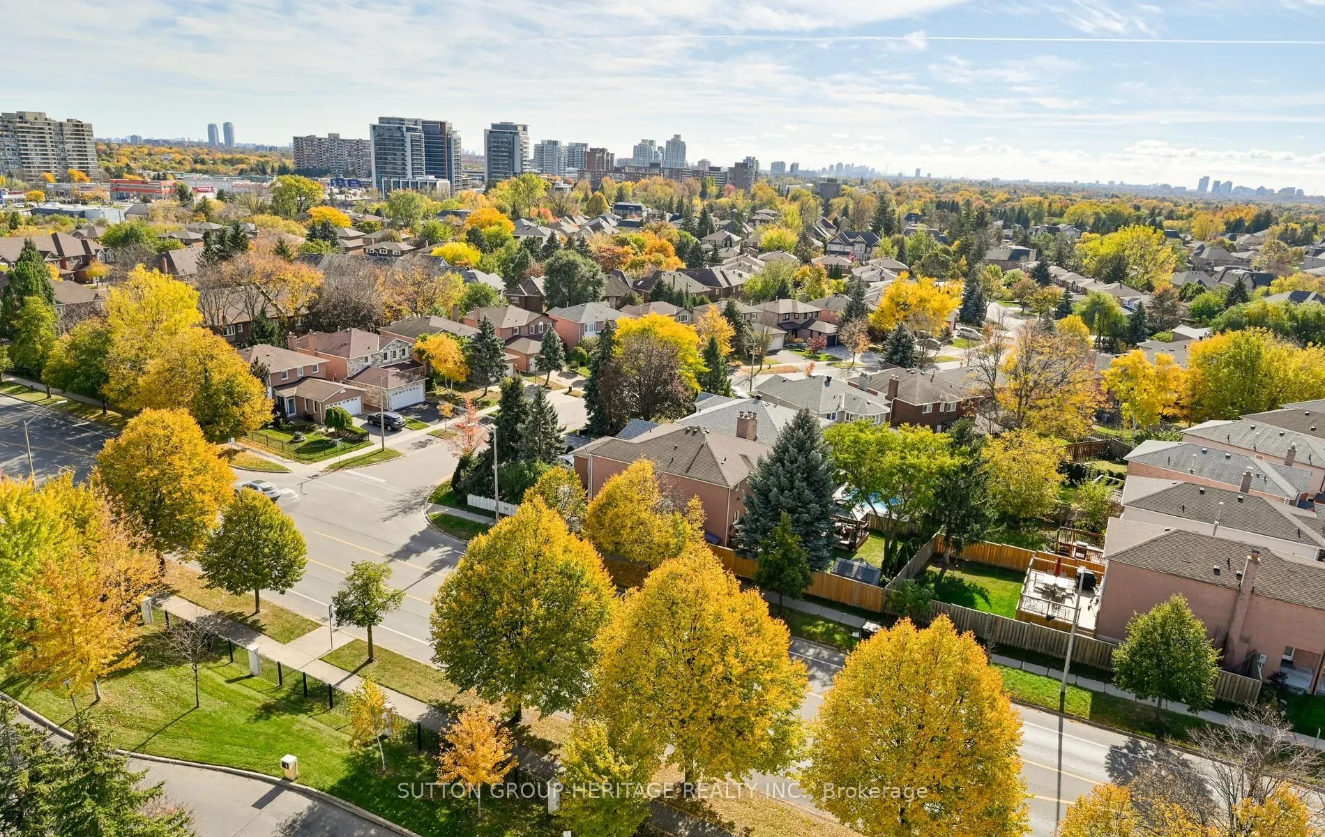 40 Harding Boulevard W #1112