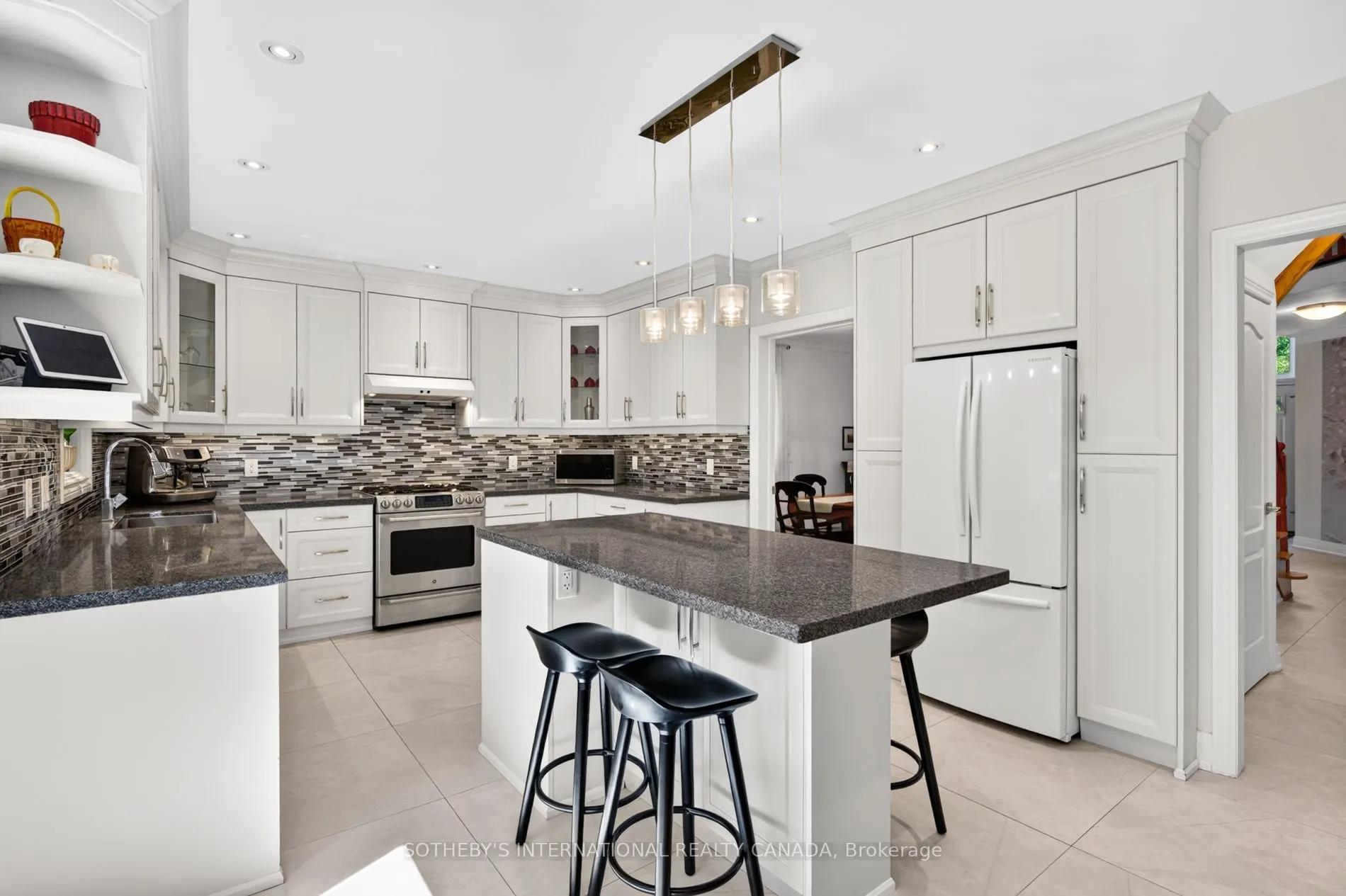 15 Klamath Court