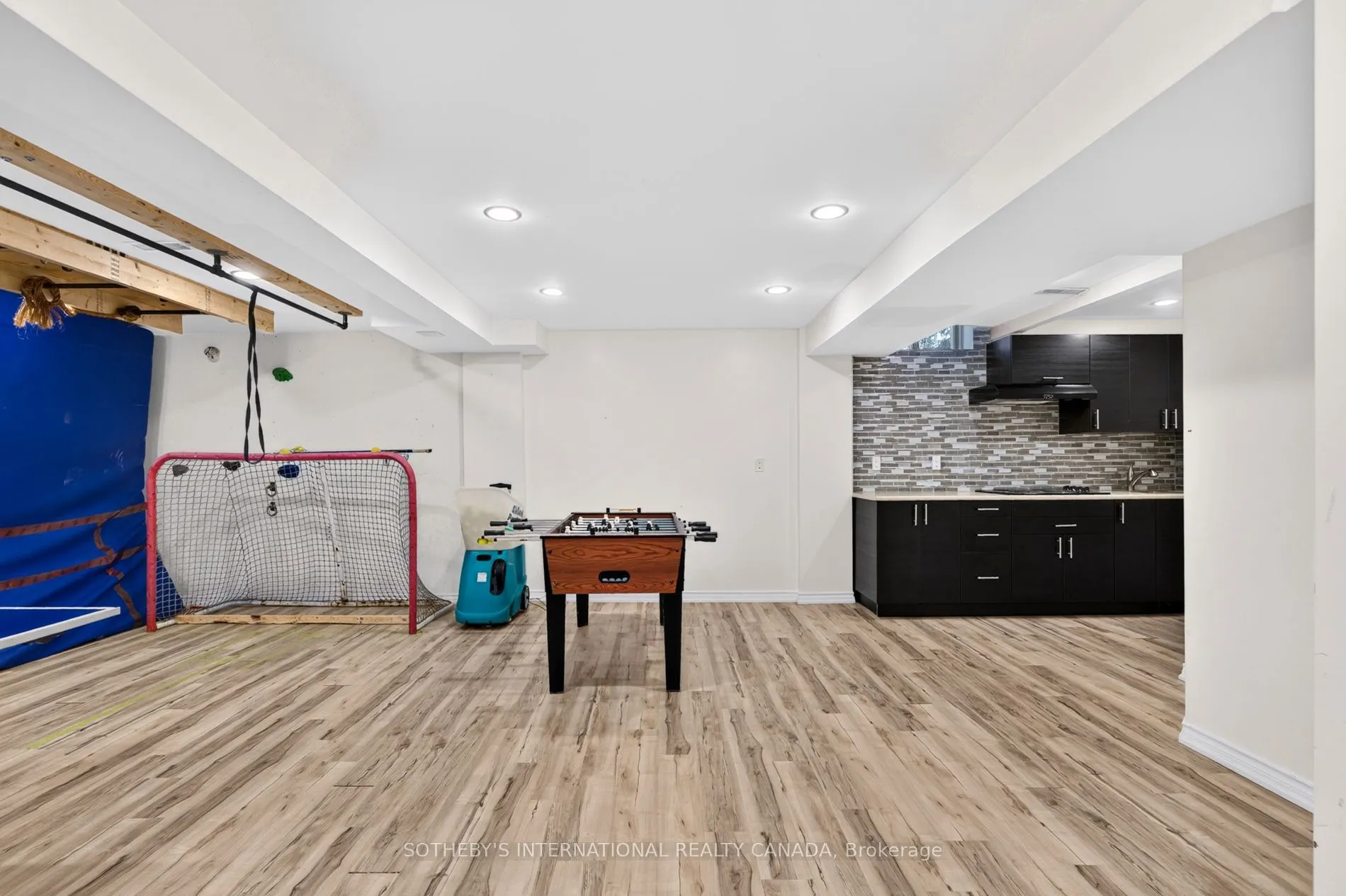 15 Klamath Court