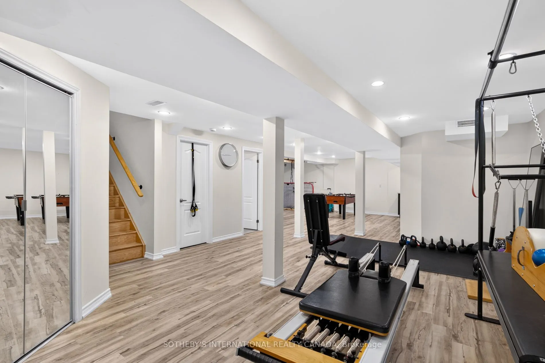 15 Klamath Court