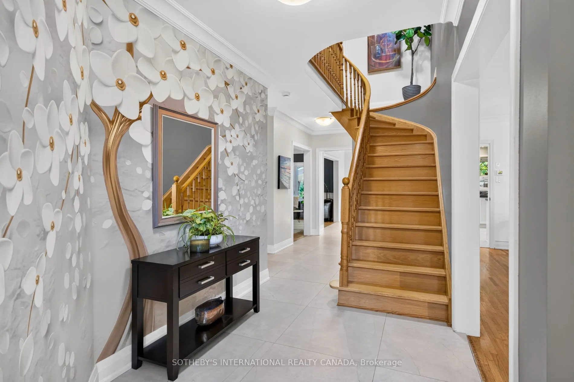 15 Klamath Court