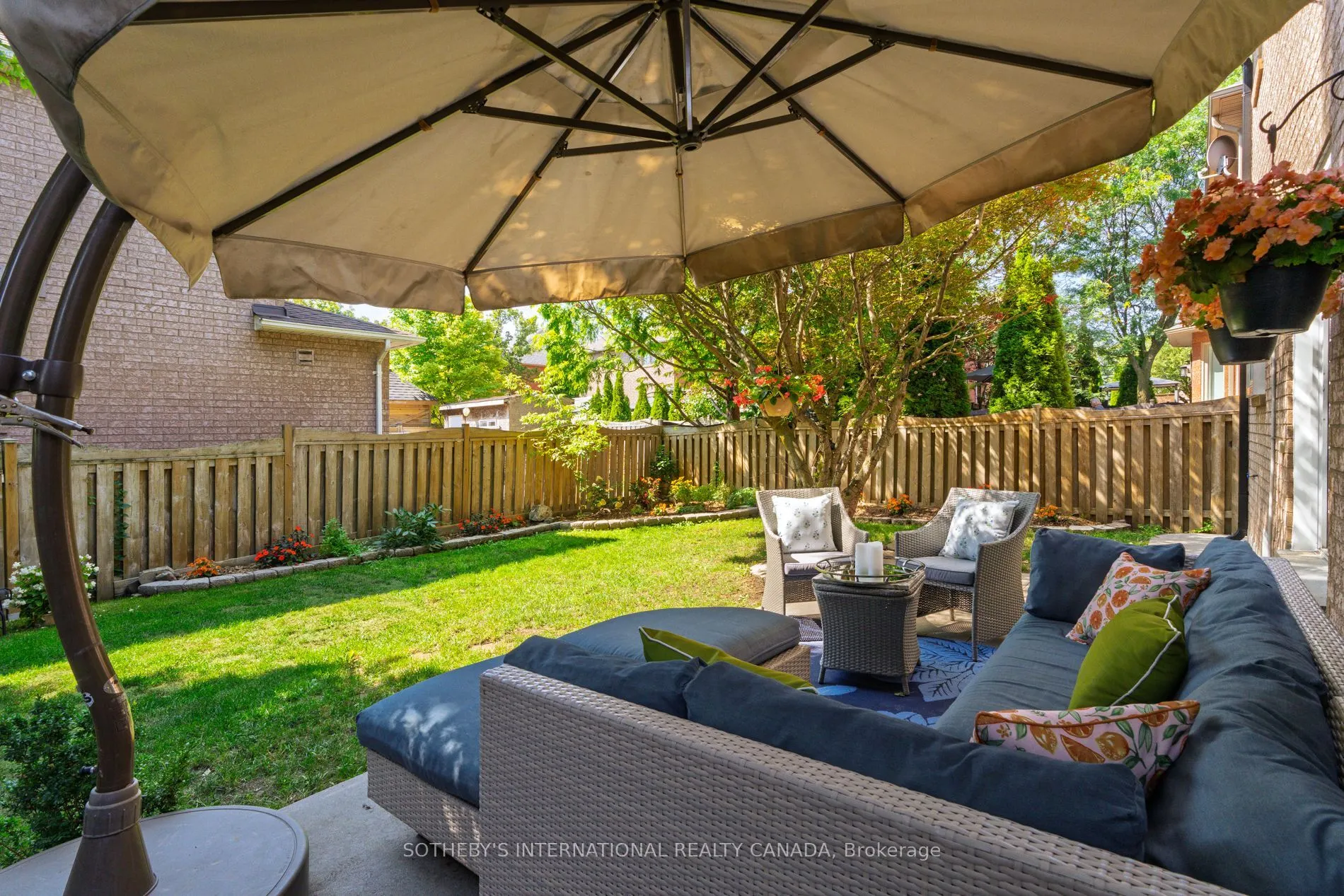 15 Klamath Court