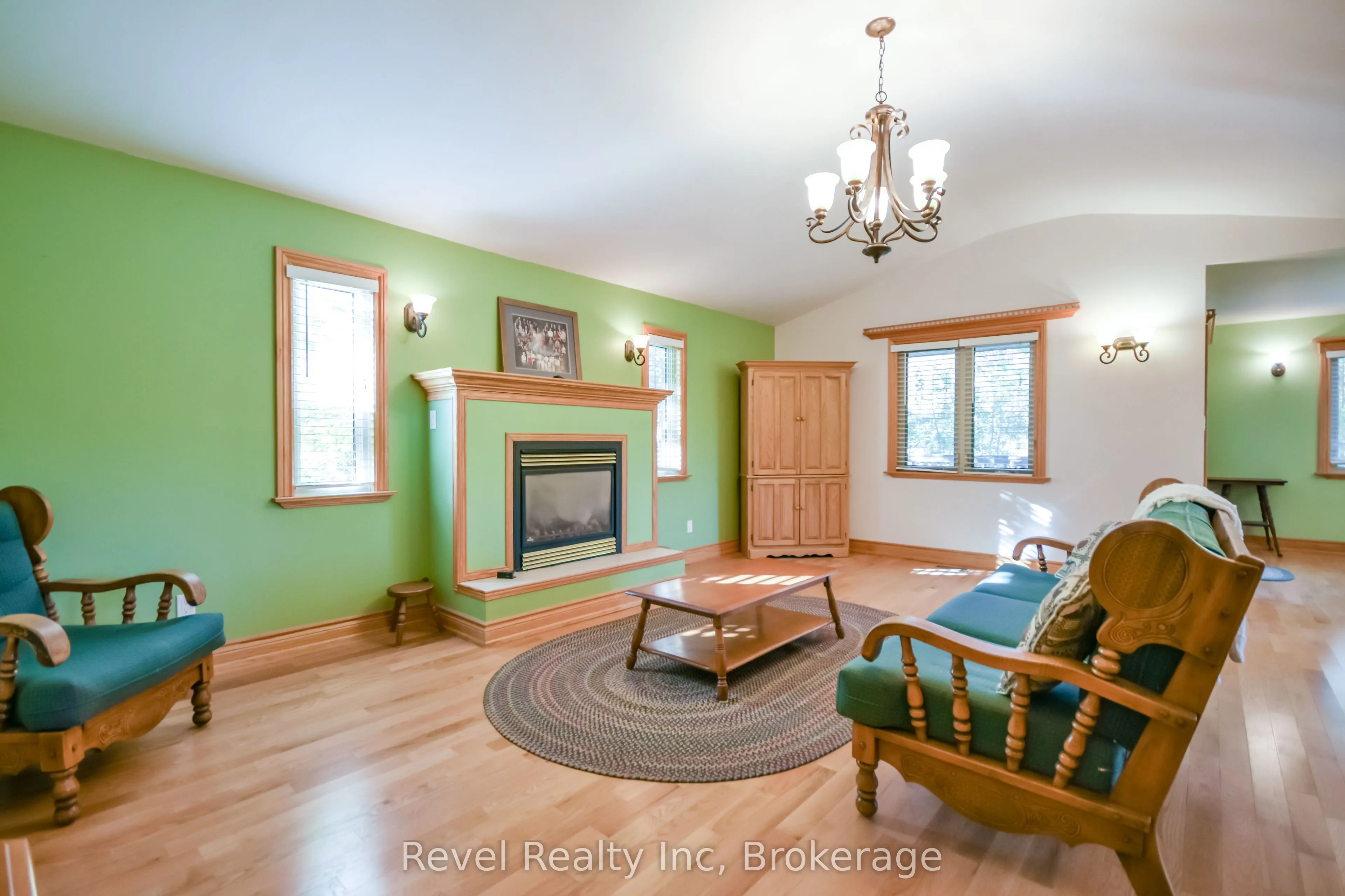 2362 Tall Tree Lane