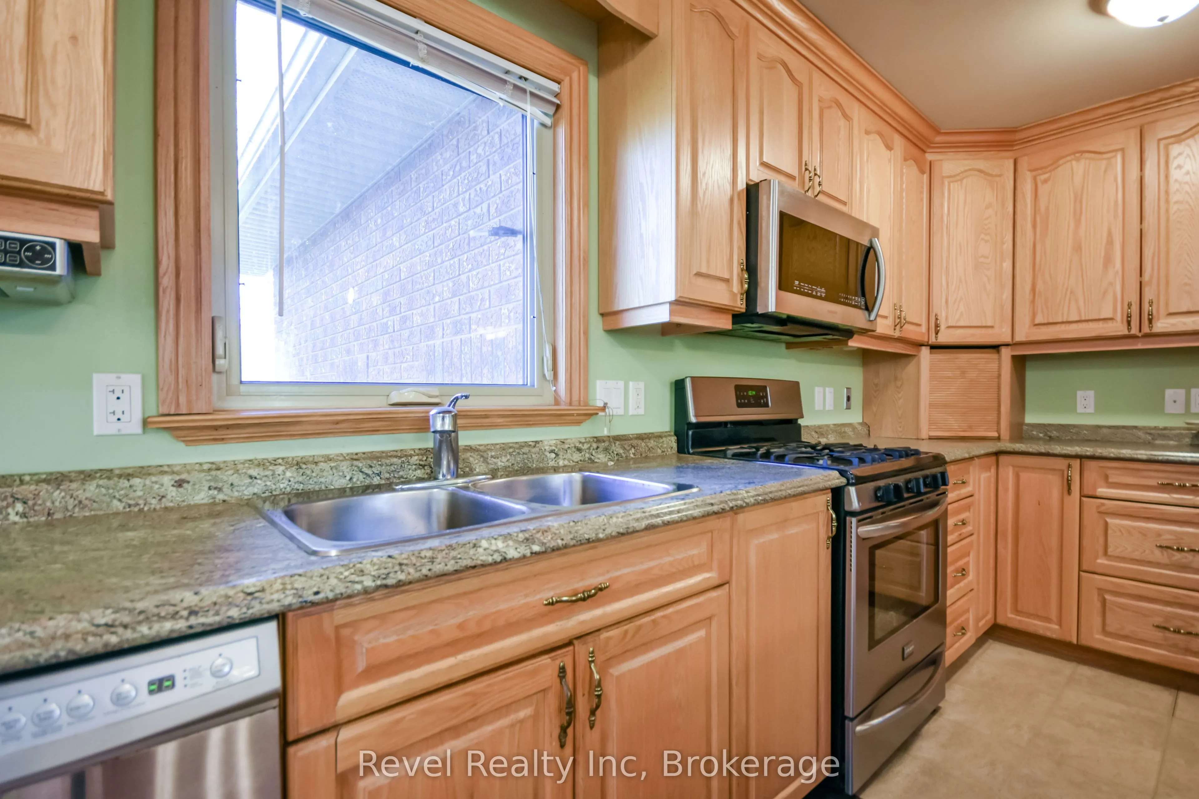 2362 Tall Tree Lane