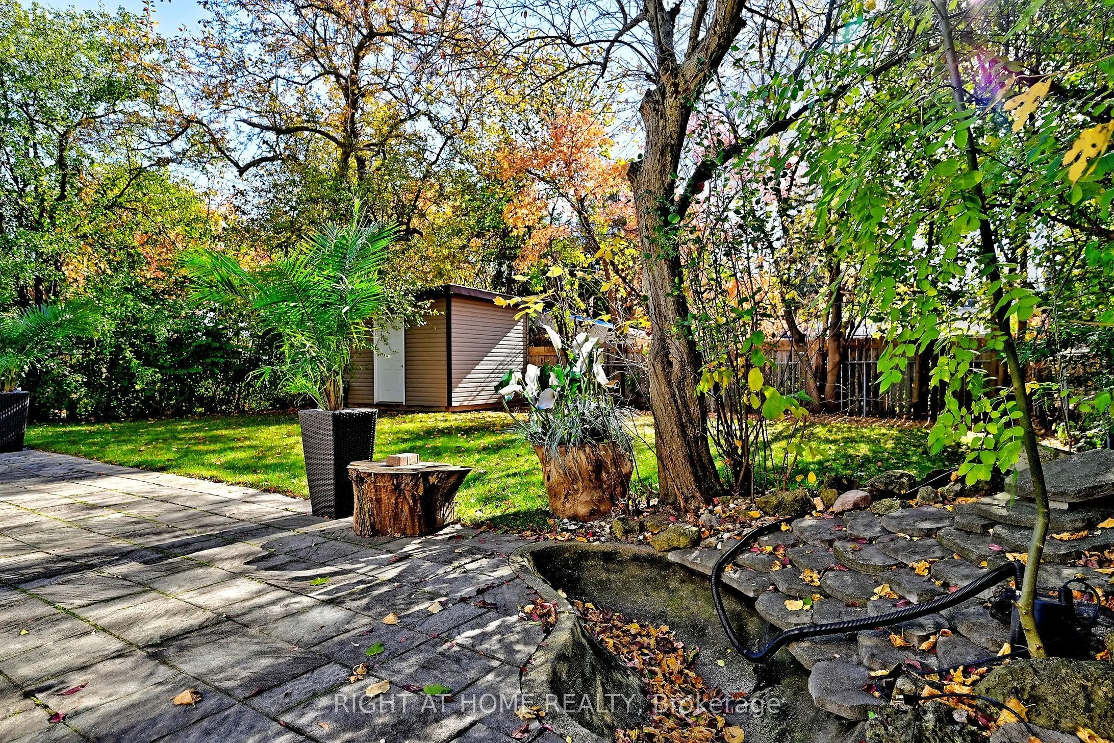 454 Alper Street