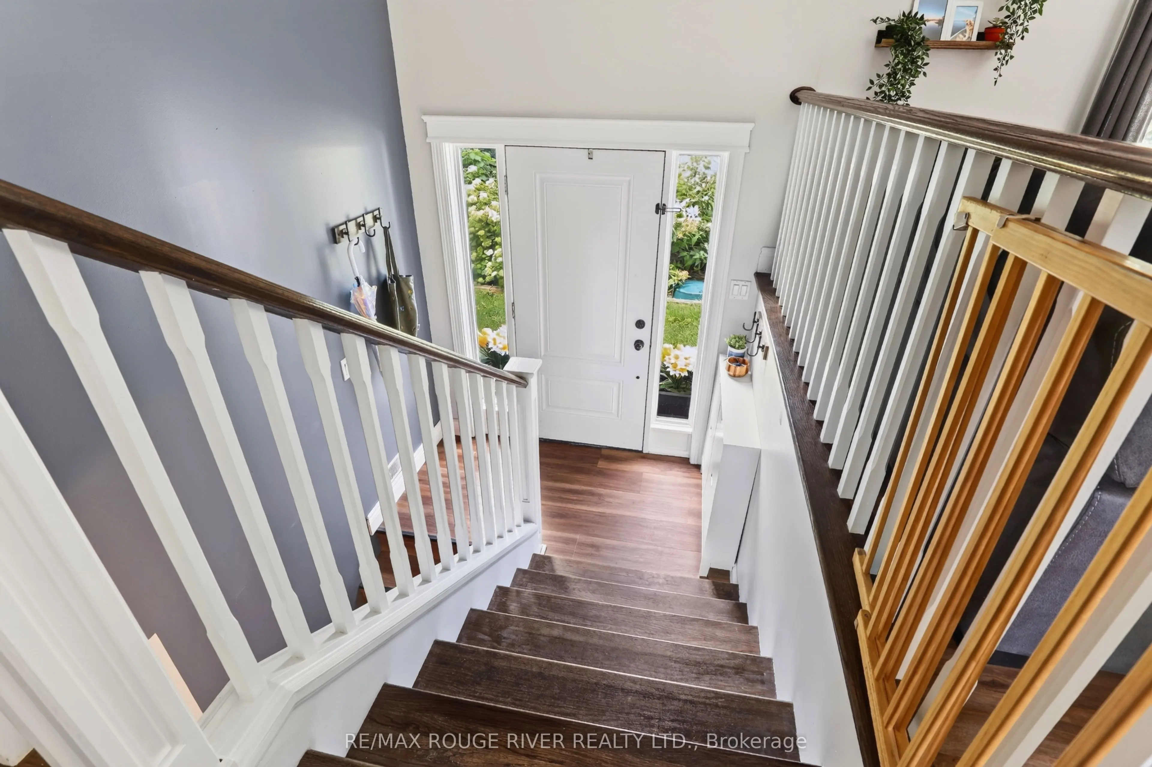 33 Creek Drive