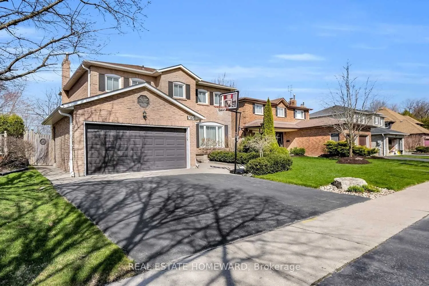 784 Hill Gate