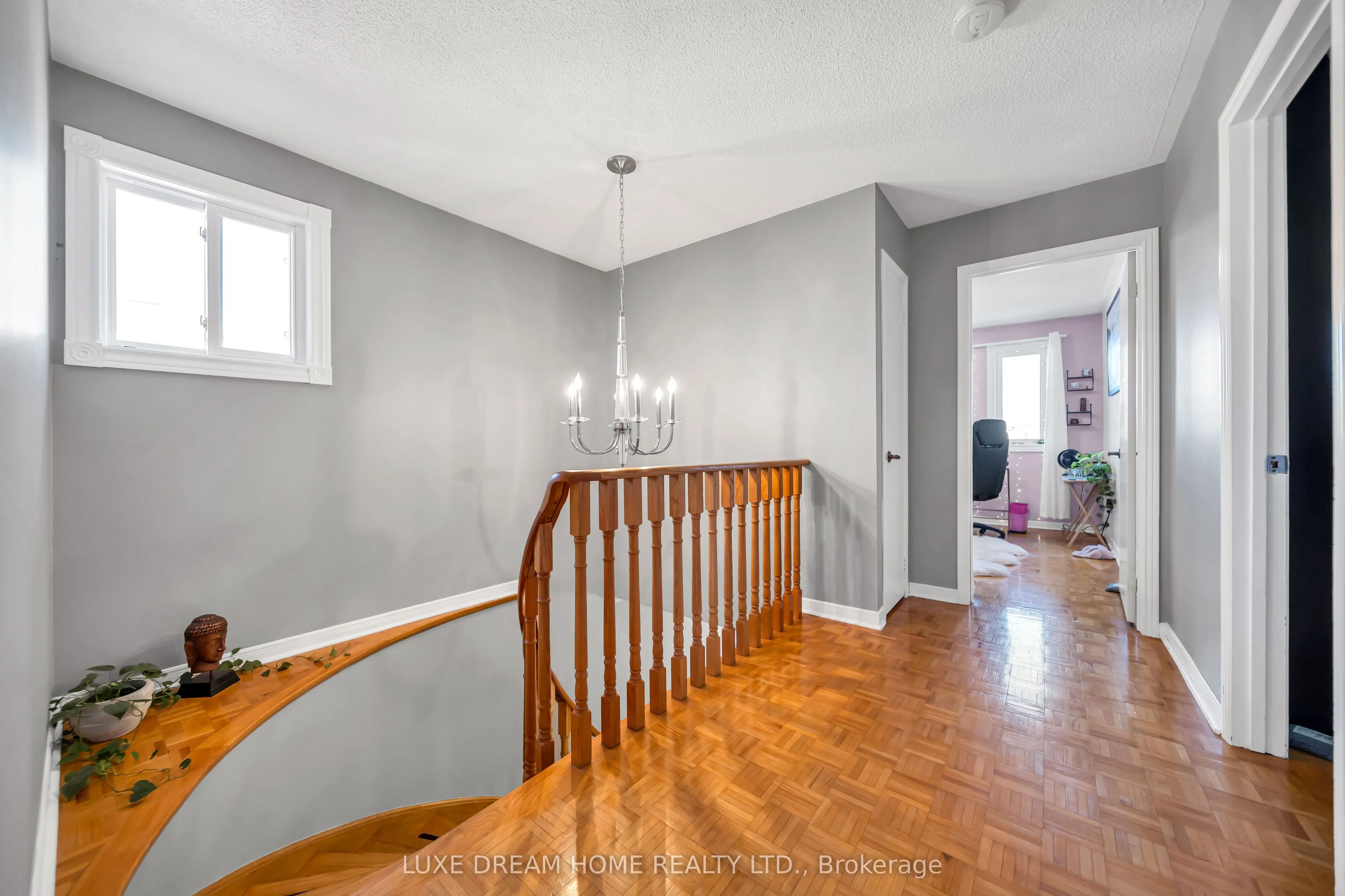 78 Governor Crescent