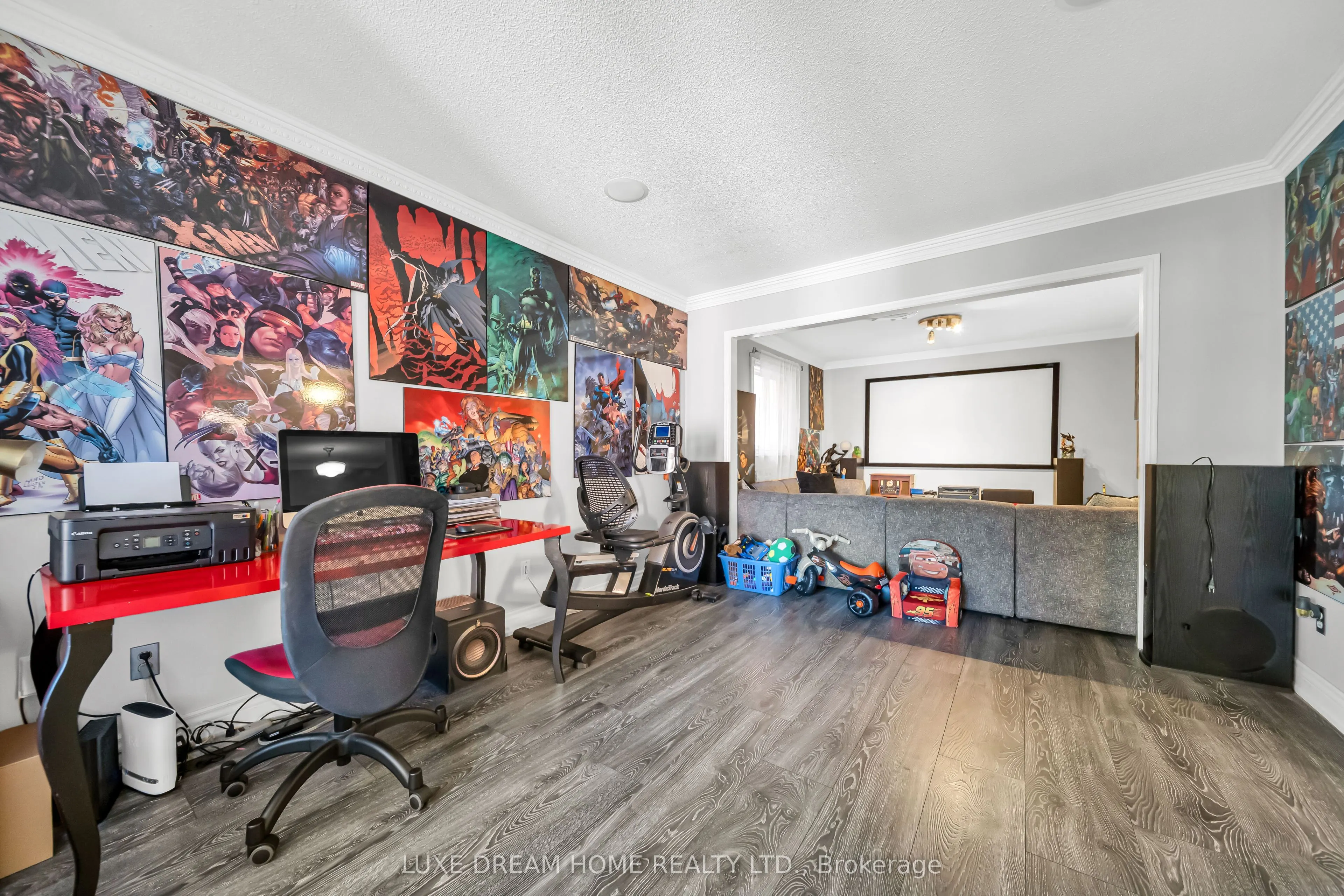 78 Governor Crescent