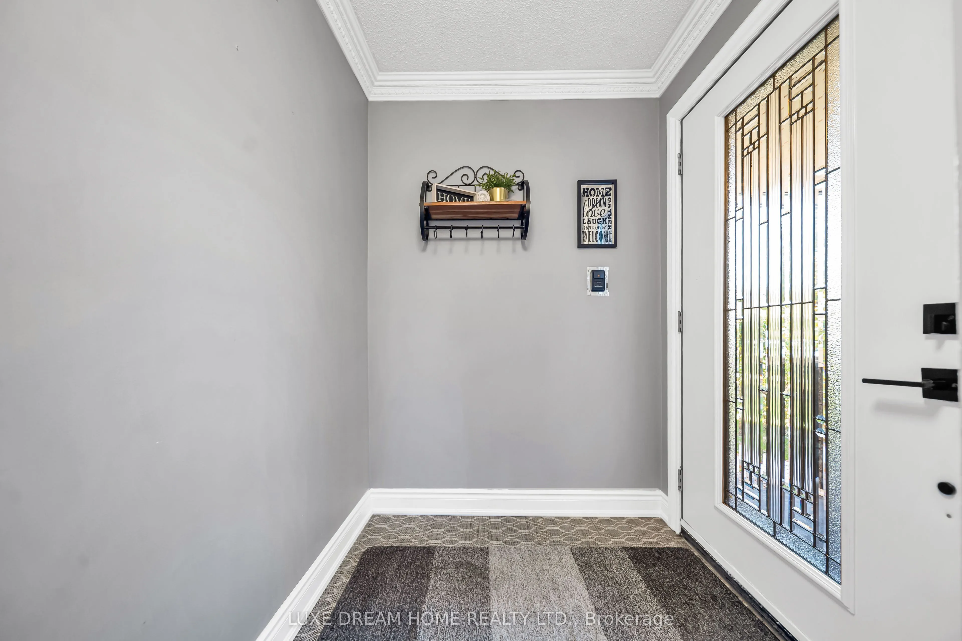 78 Governor Crescent