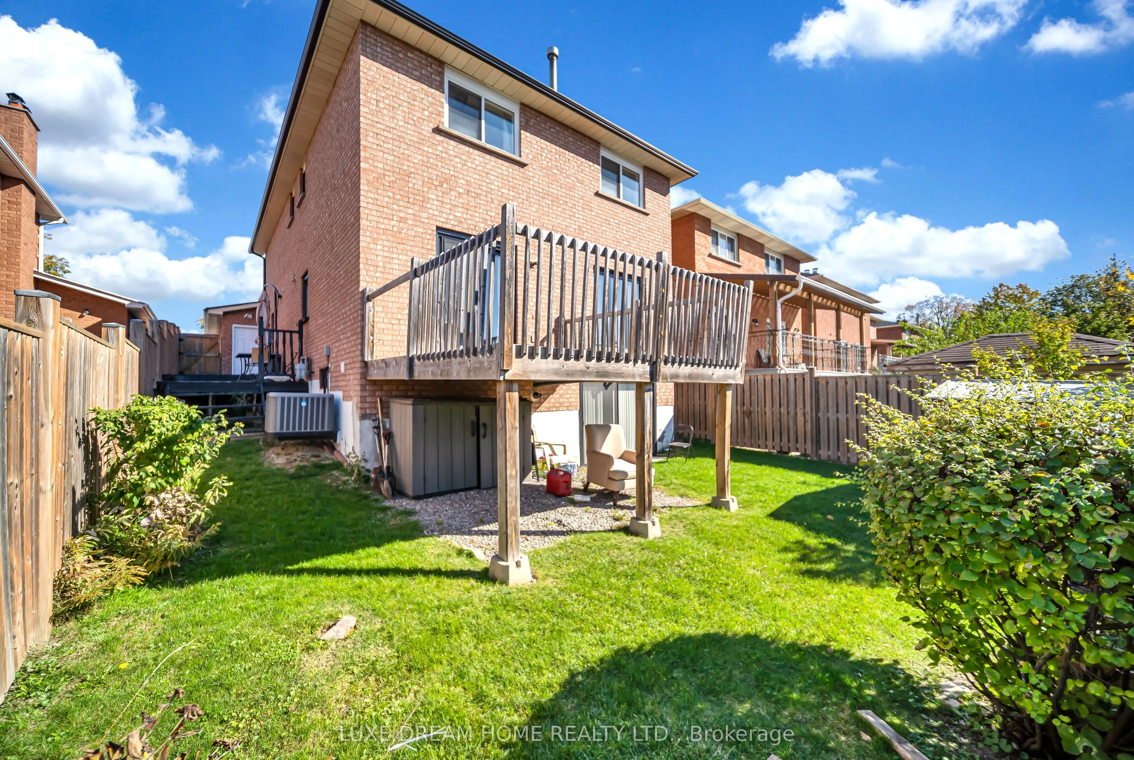 78 Governor Crescent