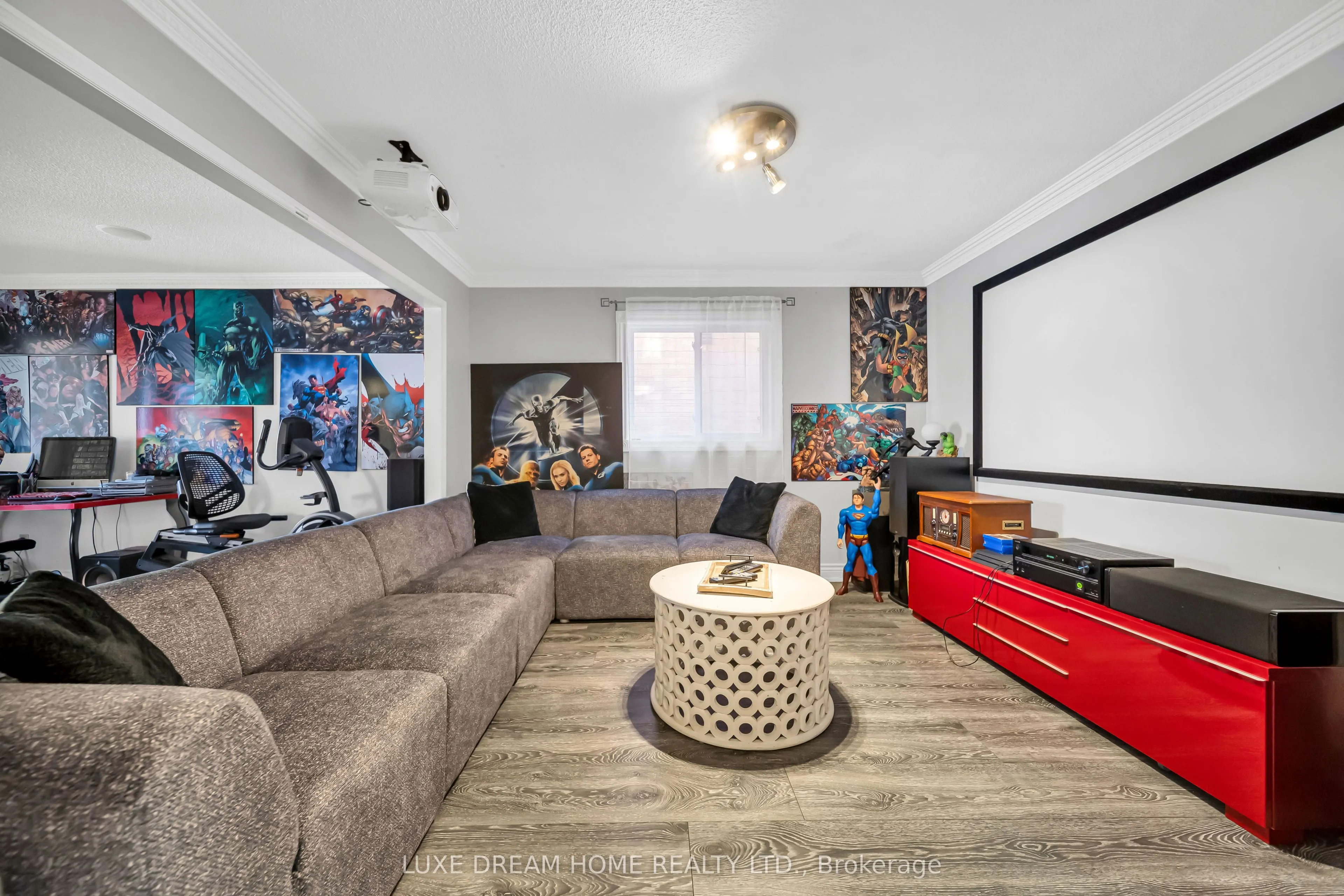 78 Governor Crescent