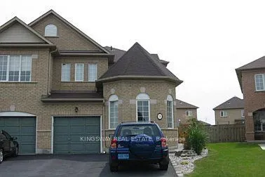 9 Kinney Gate