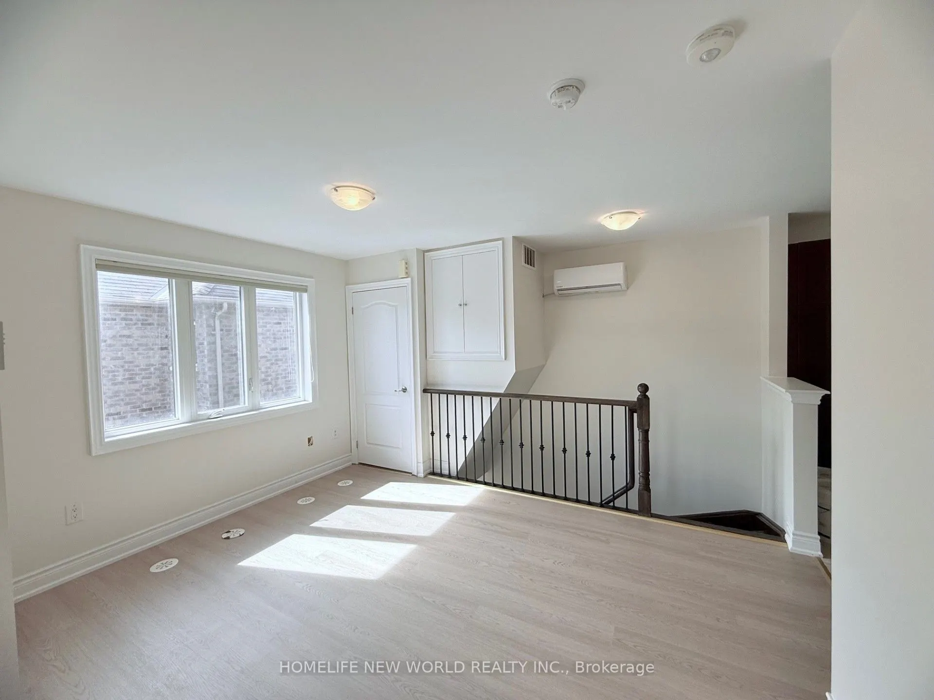 261 William Forster Road #Coach House