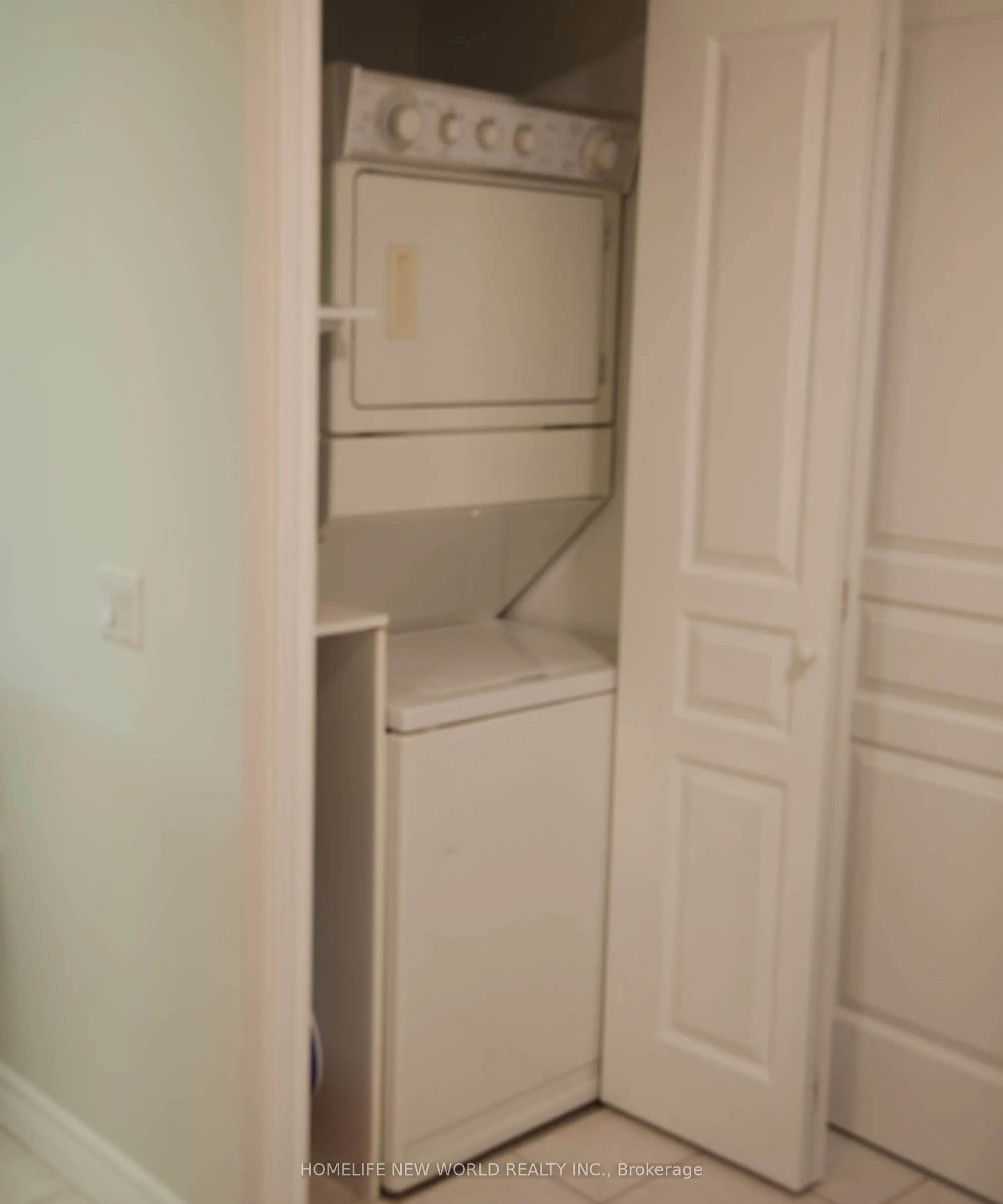 9015 Leslie Street #507