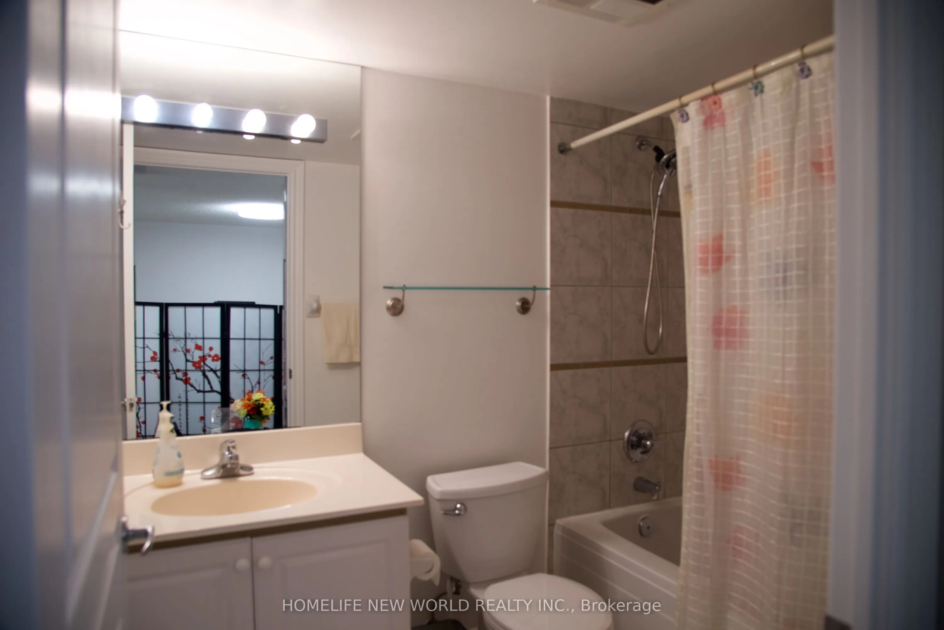 9015 Leslie Street #507