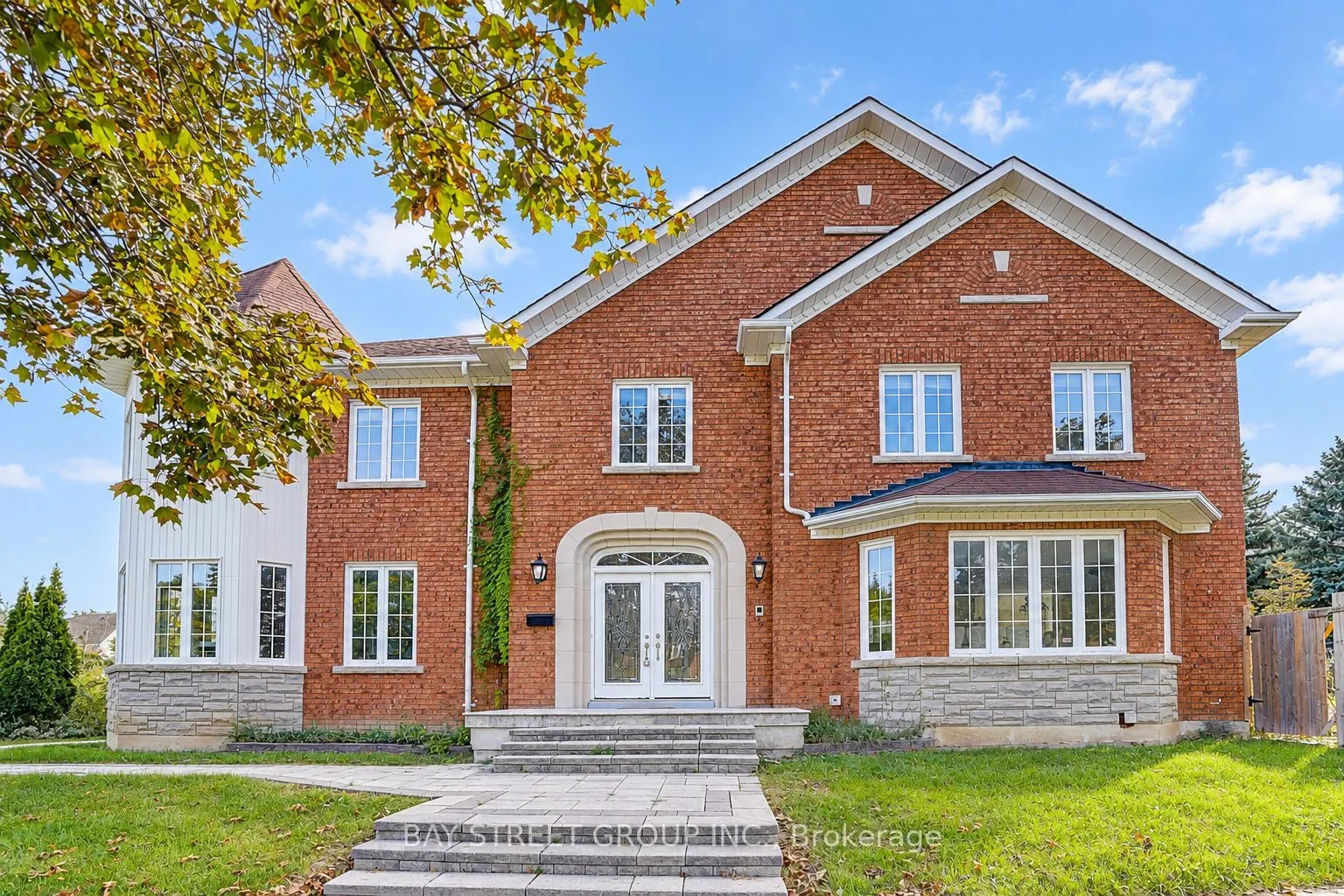 411 Weldrick Road E