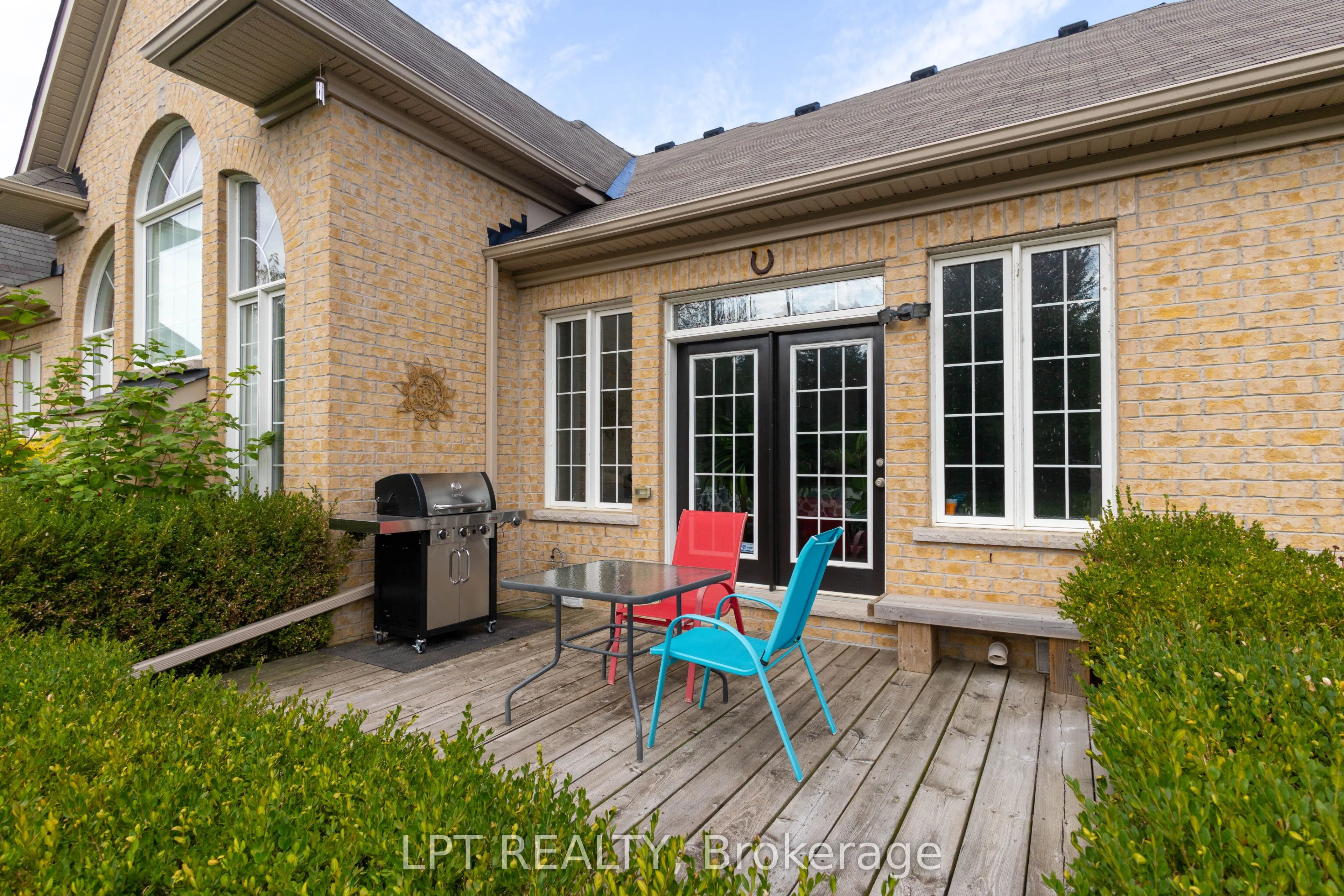5 Wolford Court
